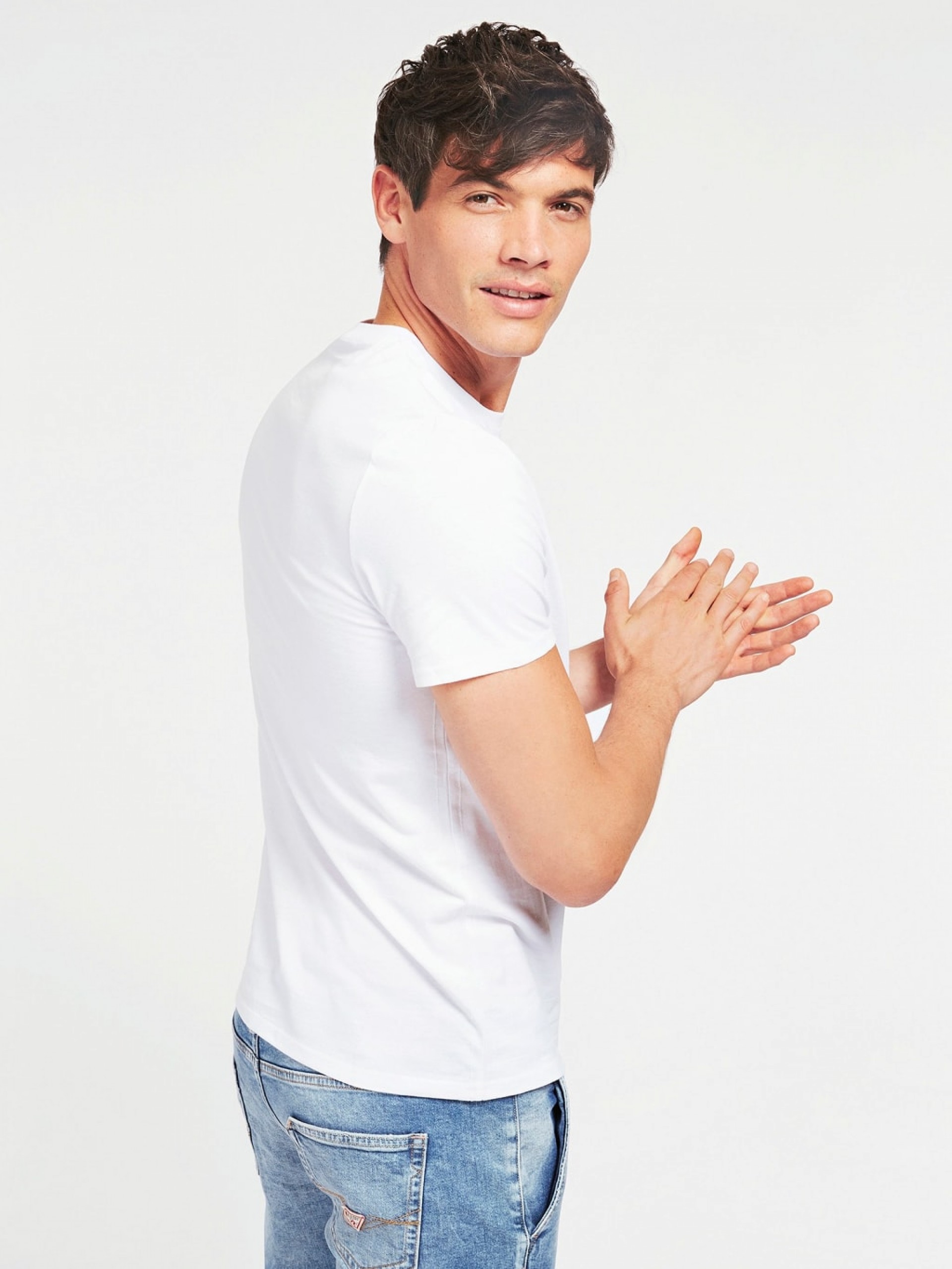 Camiseta Hombre Guess