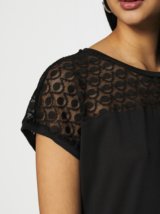T-Shirt Woman Black Vero Moda
