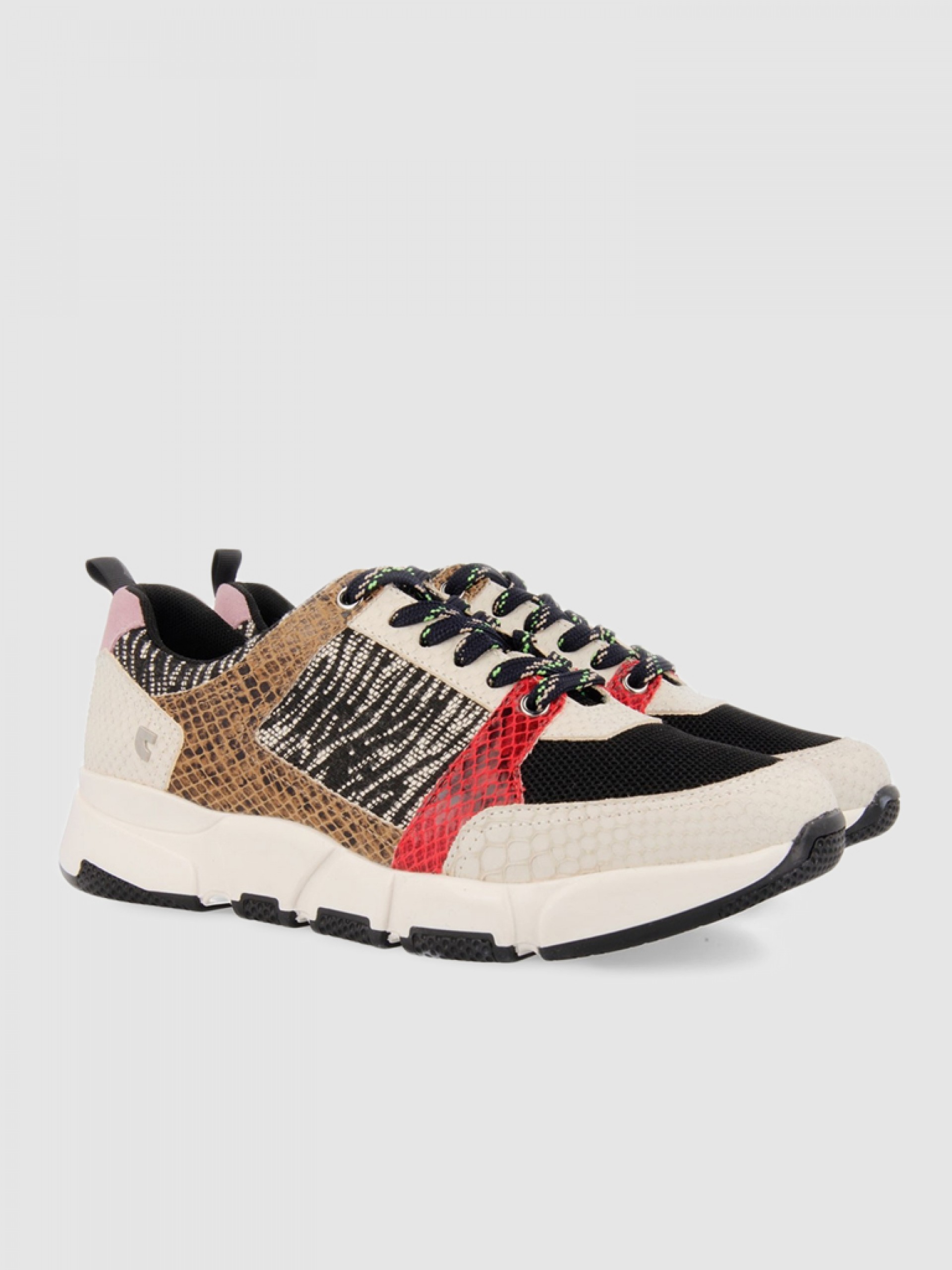 Sneakers Woman Black Gioseppo