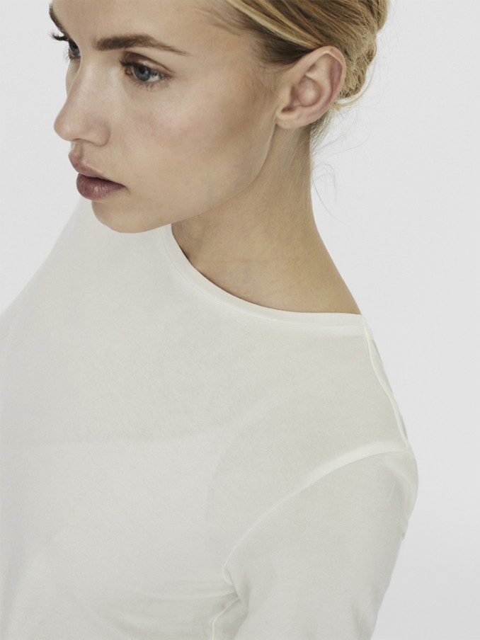 Camiseta Mujer Crema Vero Moda