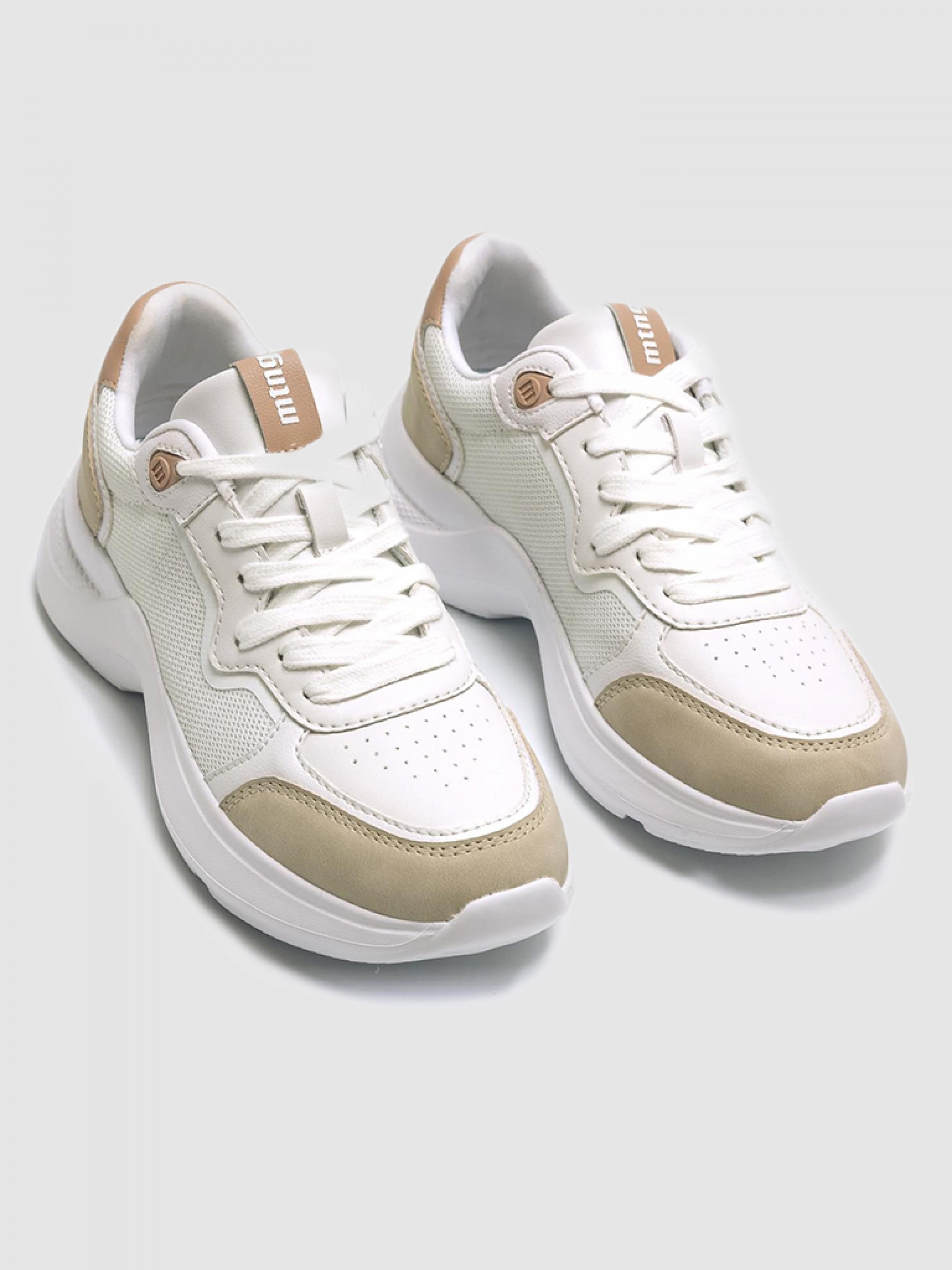 Sneakers Woman Mtng