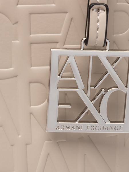 Shoppers Woman Armani Exchange