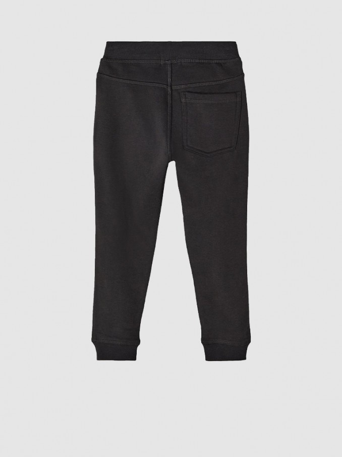 Cal�as Menino Name It