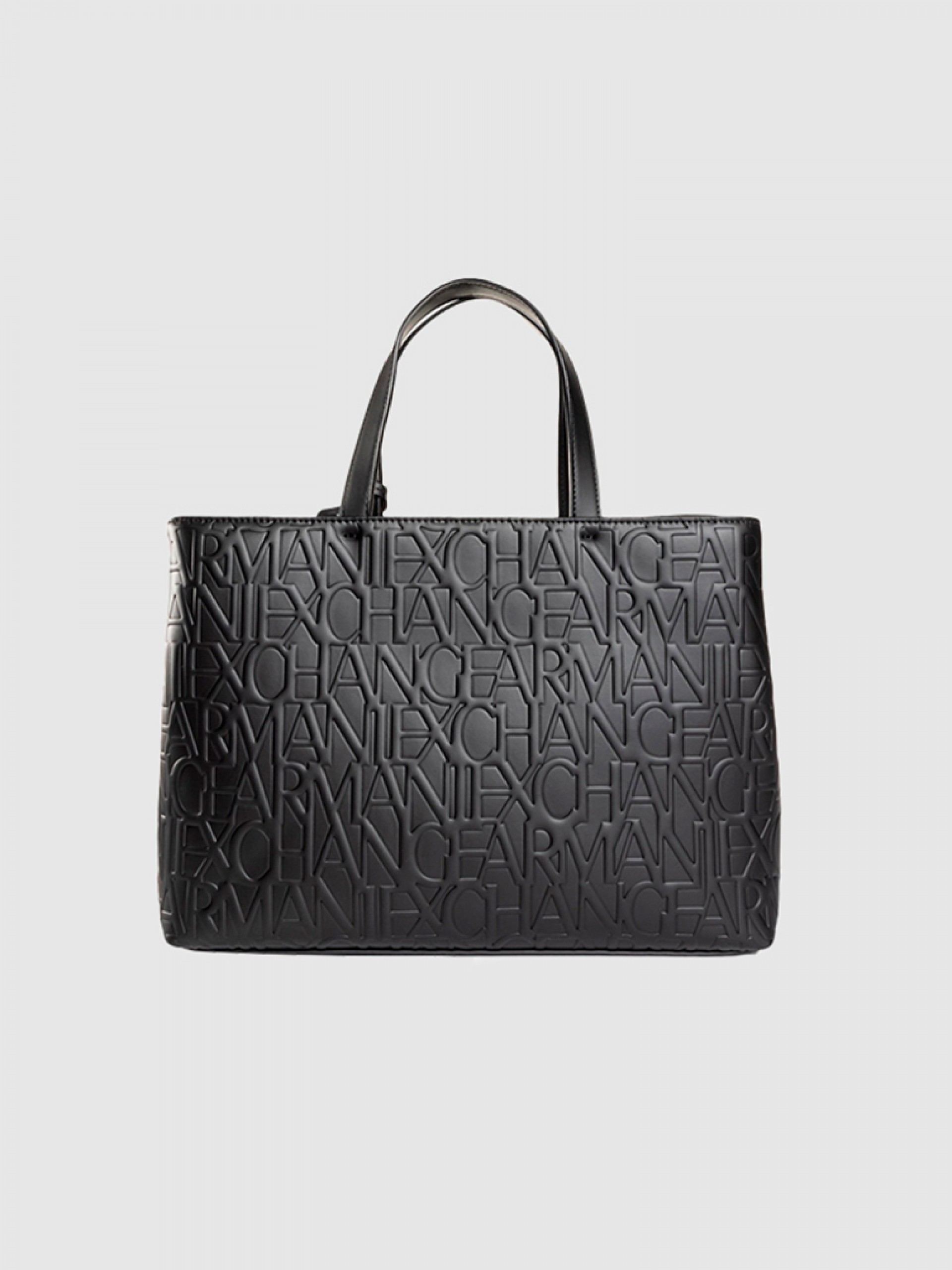 Shoppers Woman Armani Exchange