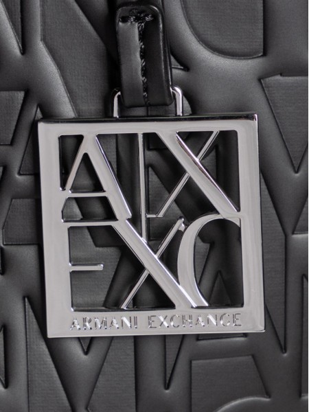 Shoppers Woman Armani Exchange