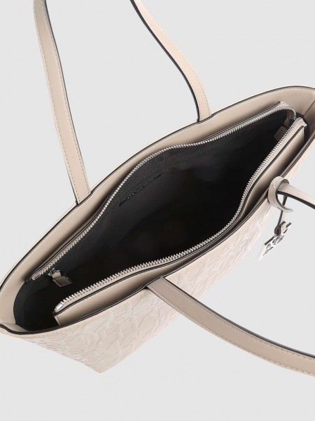 Shoppers Woman Armani Exchange