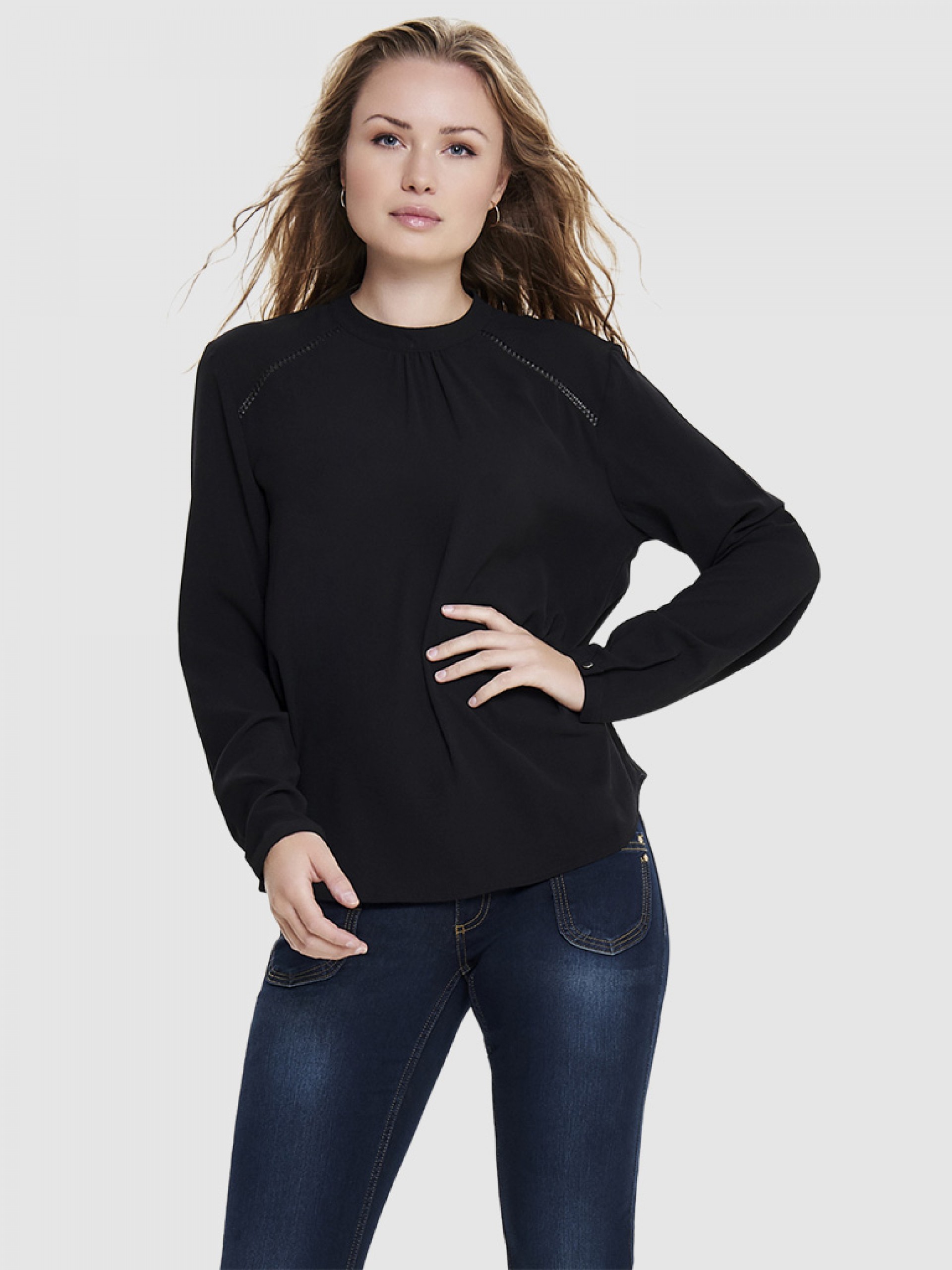 Blusa Mujer Only