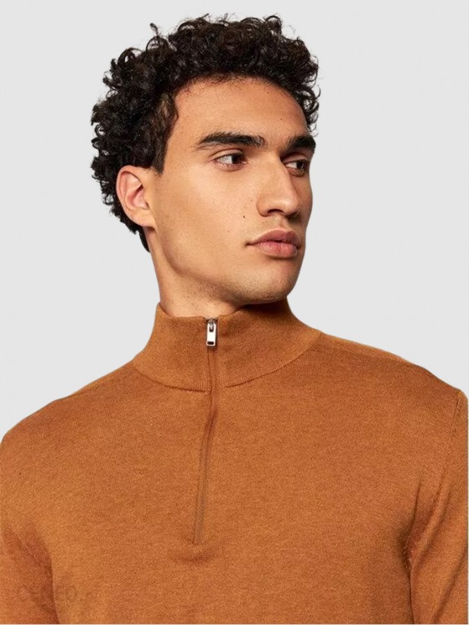 Pullover Man Selected