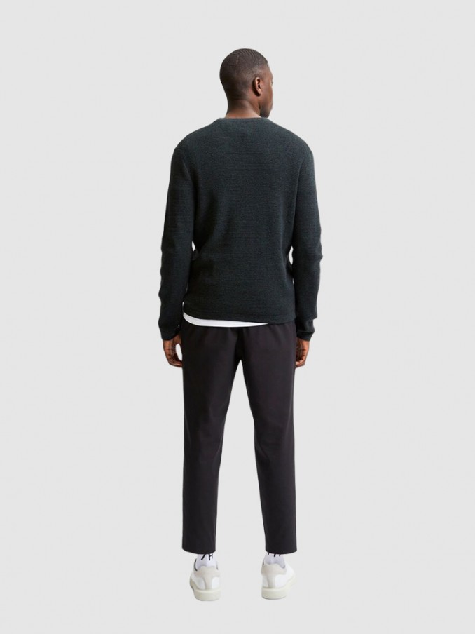 Knitwear Man Selected