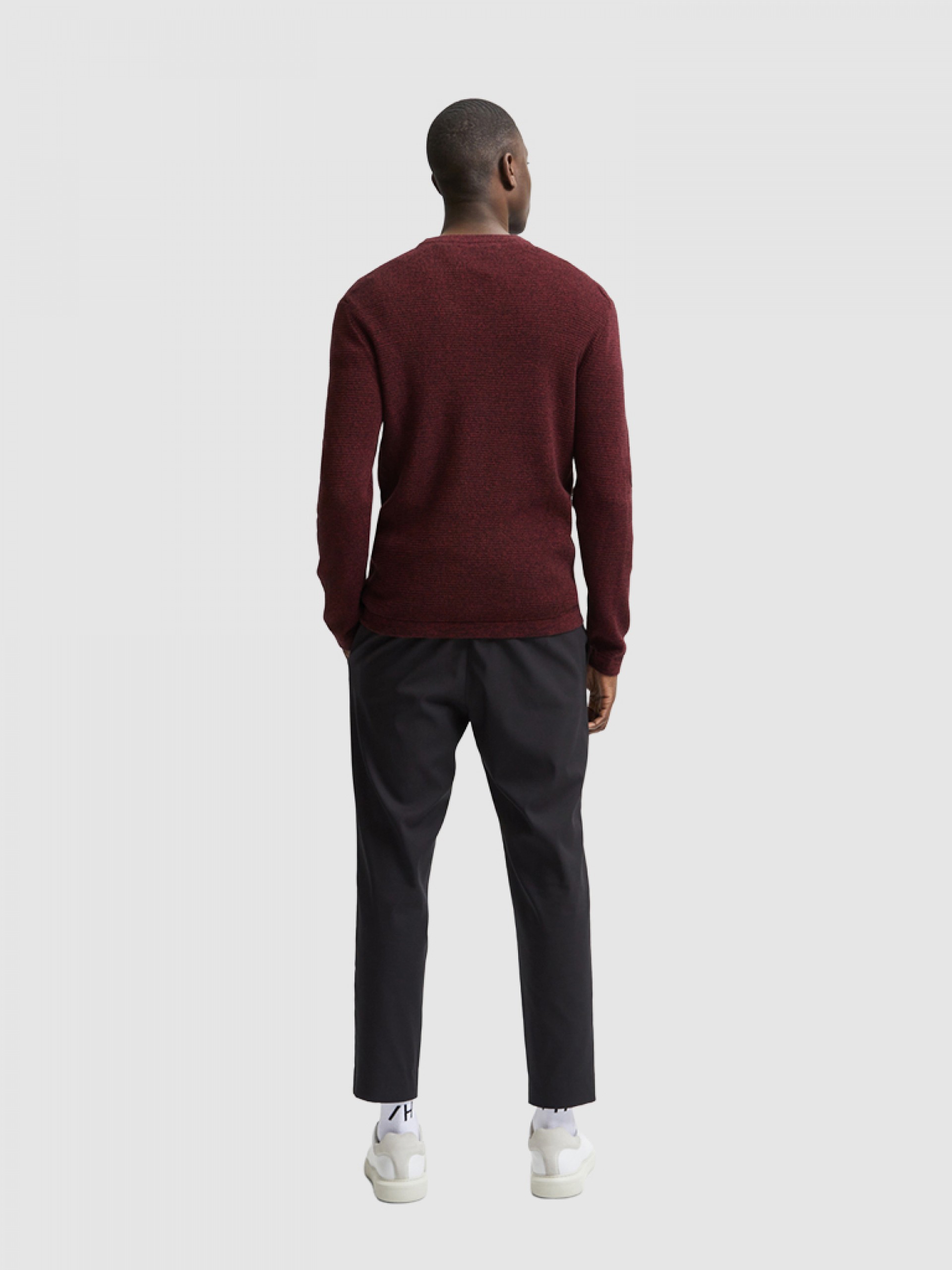 Knitwear Man Selected