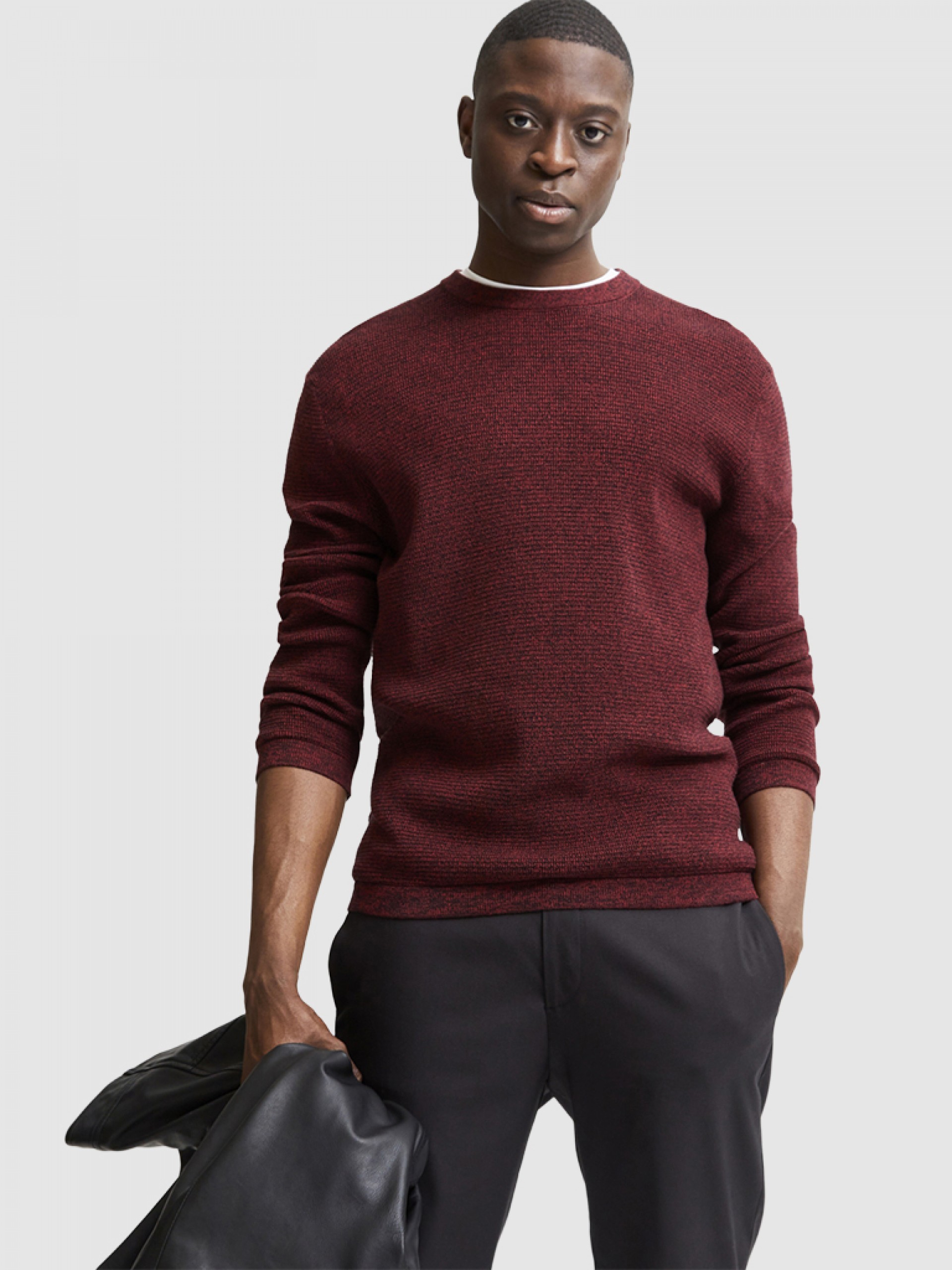 Knitwear Man Selected