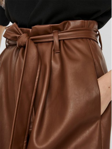 Bermuda Mulher Honey Vero Moda