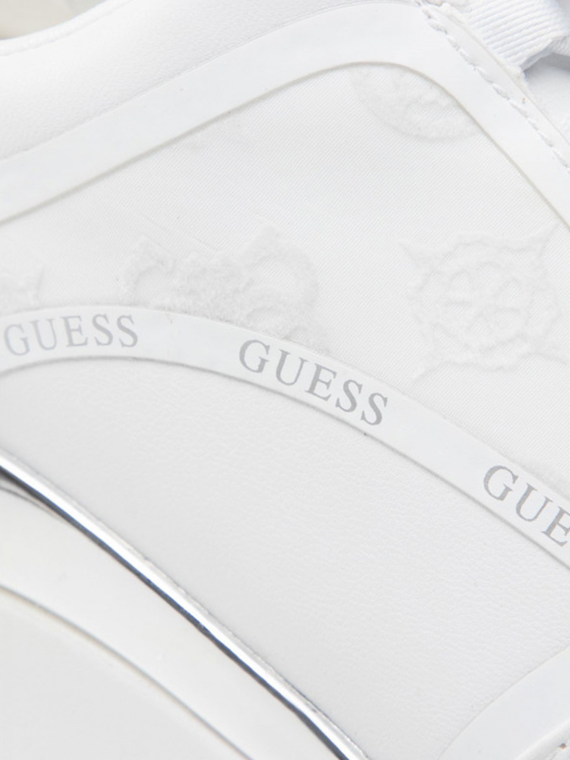 Tenis Mujer Guess