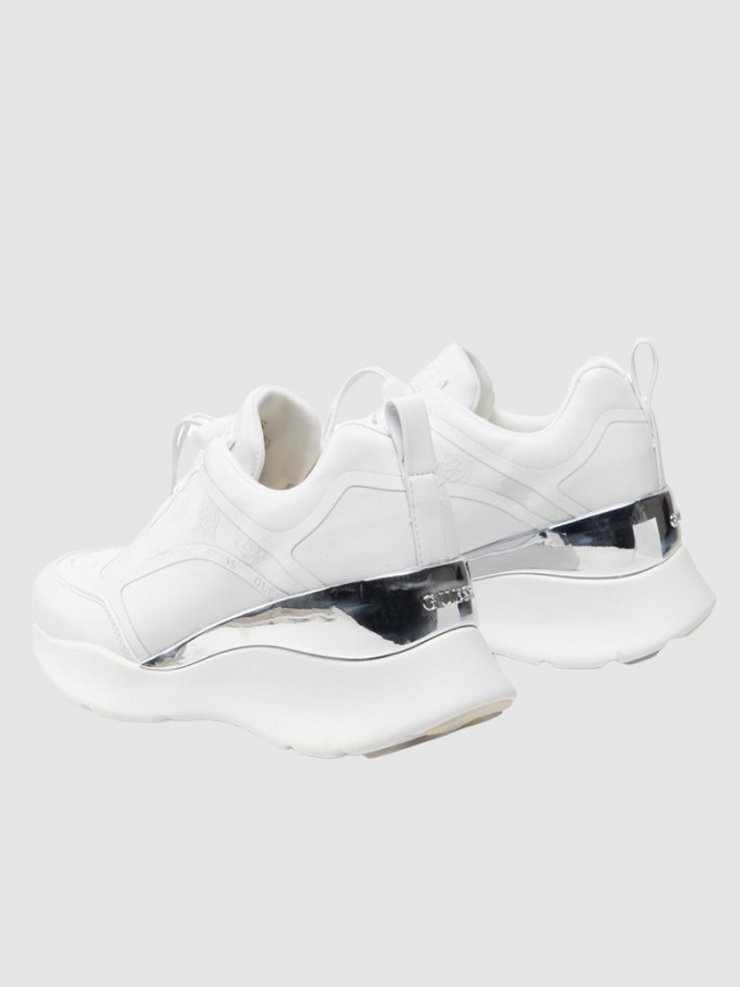 Sneakers Woman Guess
