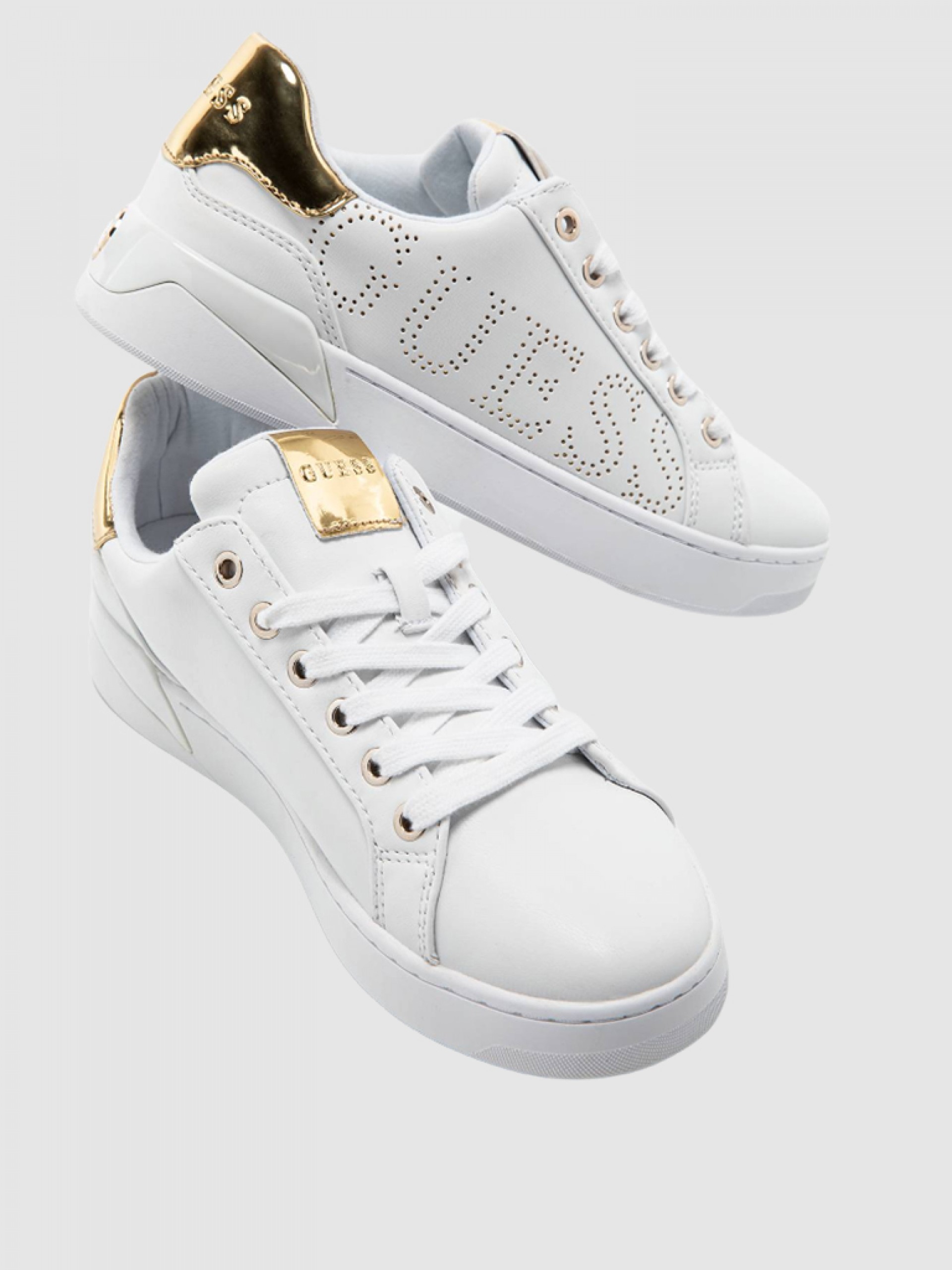 Tenis Mujer Guess
