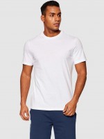 T-Shirt Homem Guess T-Shirt Homem Guess