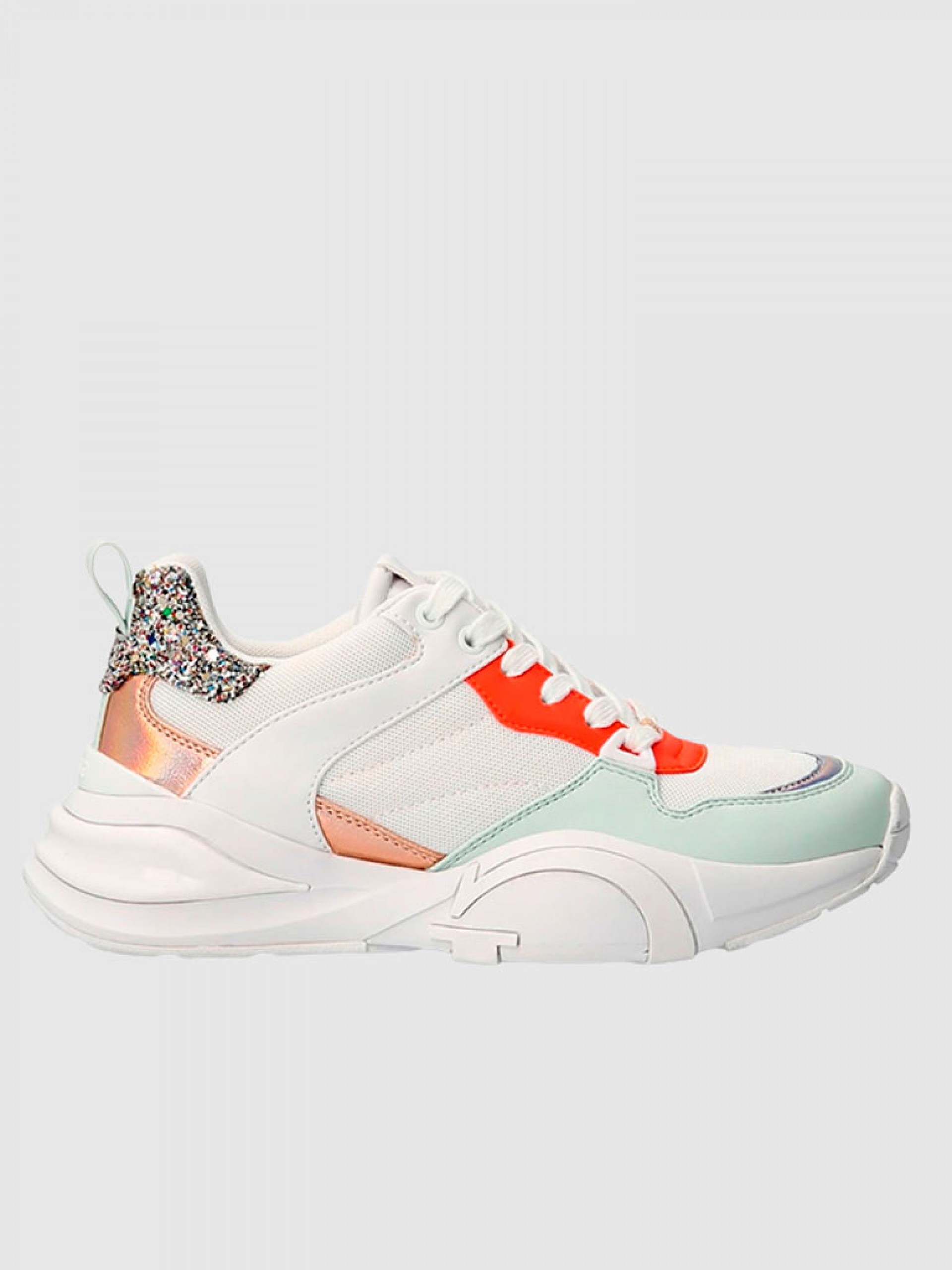 Sneakers Woman Guess
