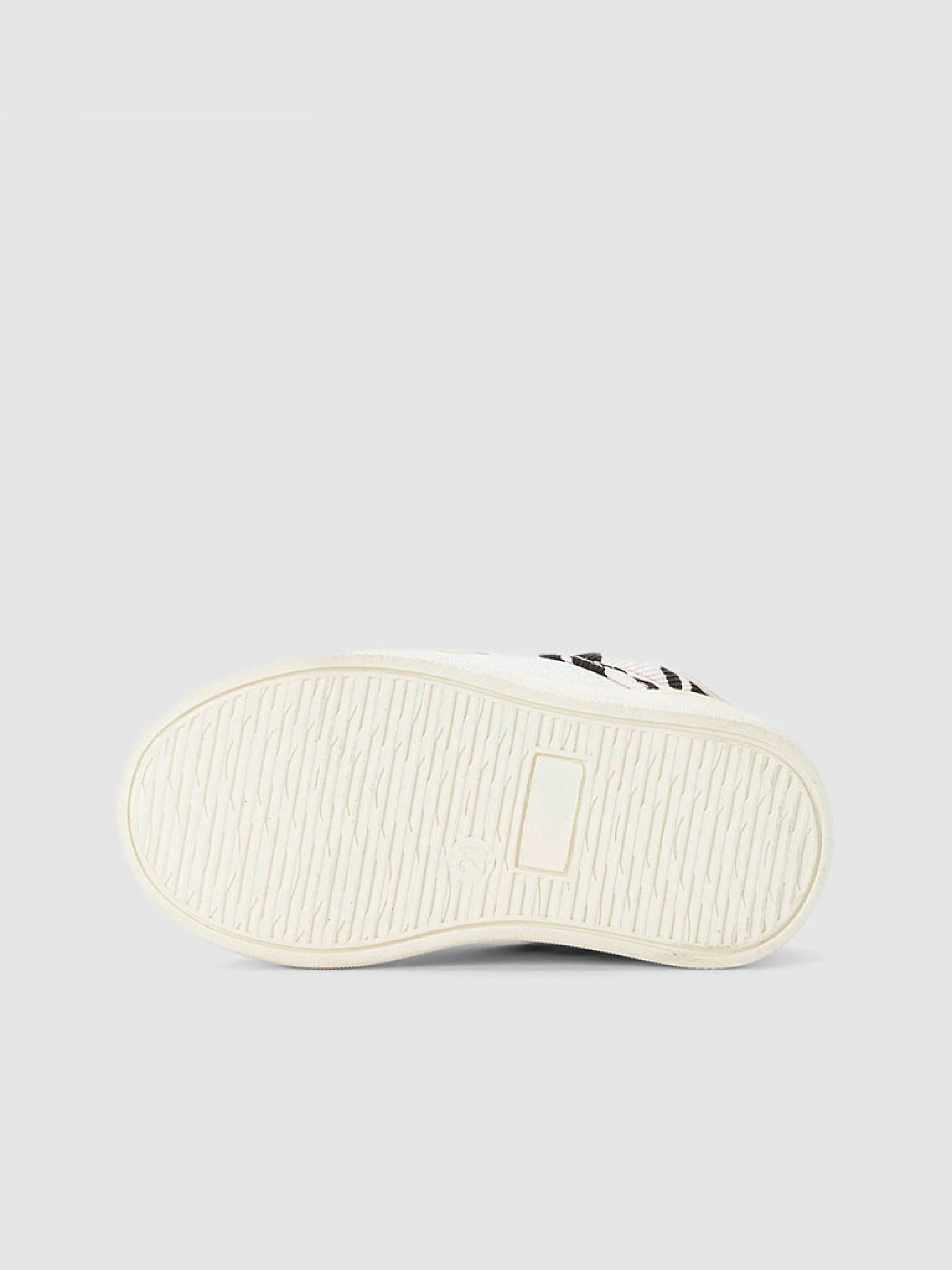 Tenis Niña Gioseppo