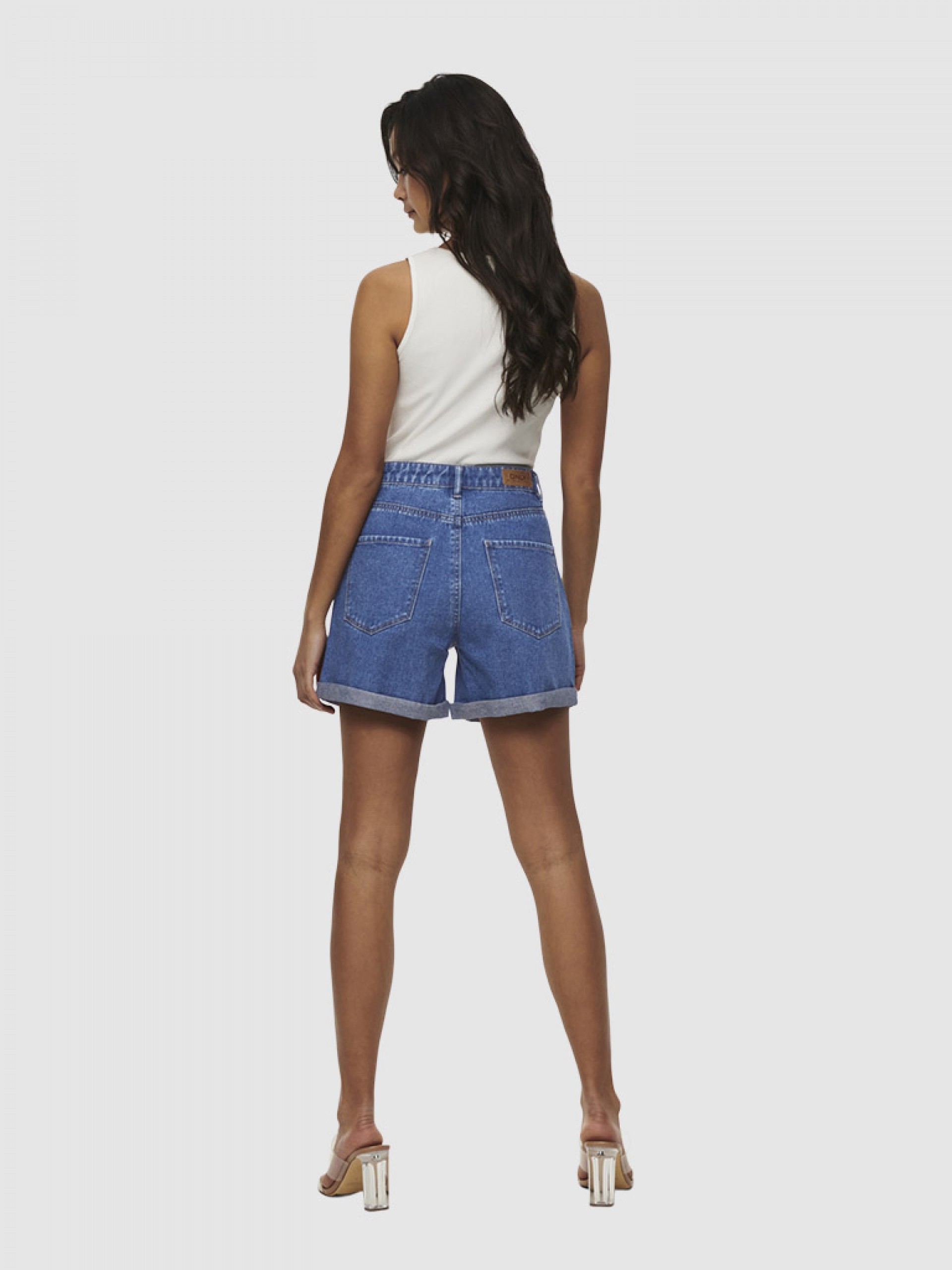 Shorts Woman Only