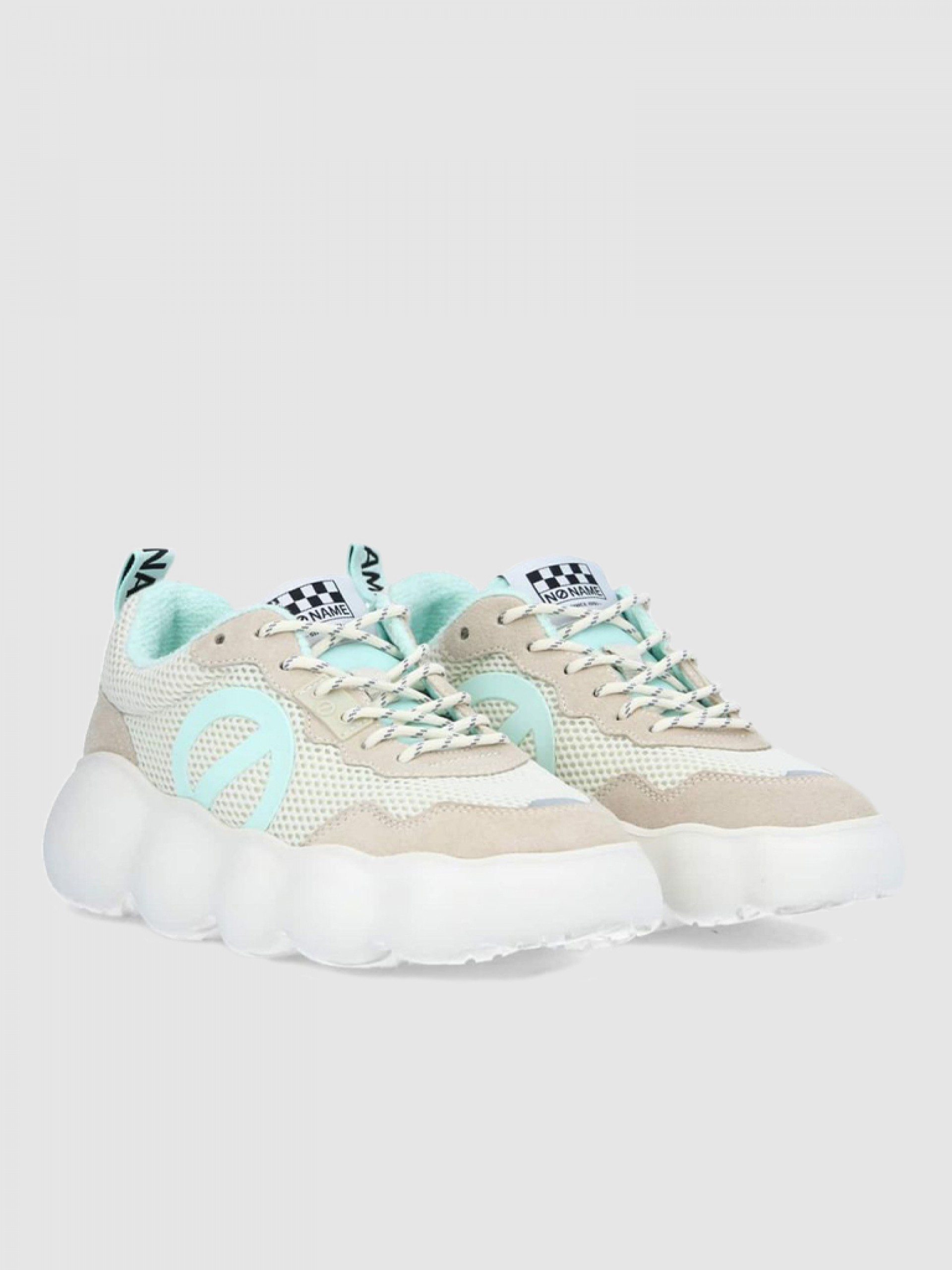 Sneakers Woman No Name