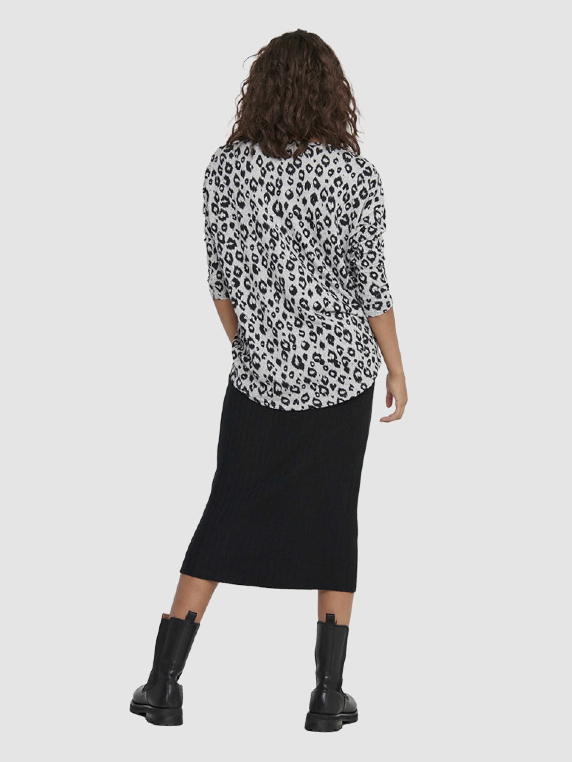 Knitwear Woman Only