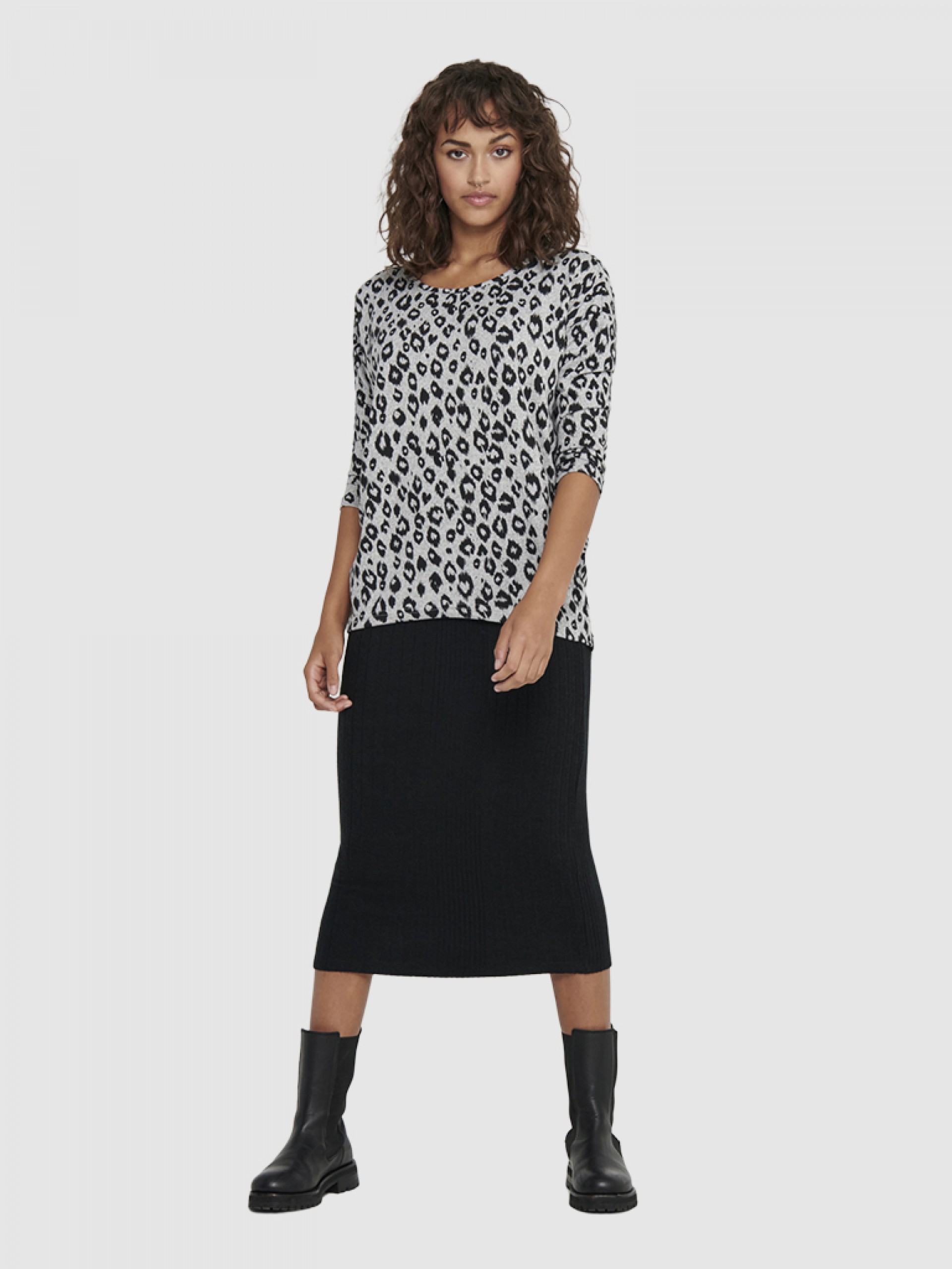 Knitwear Woman Only