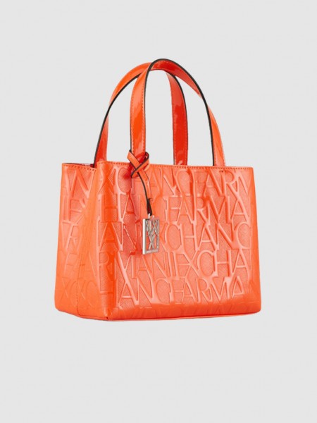 Shoppers Woman Armani Exchange