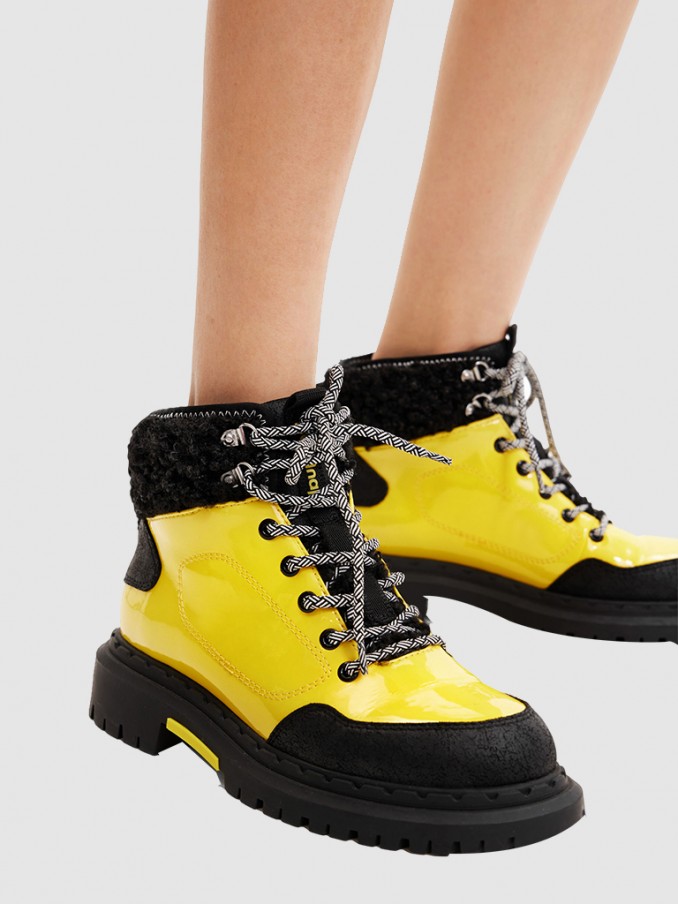 Bota Mulher Trekking Desigual