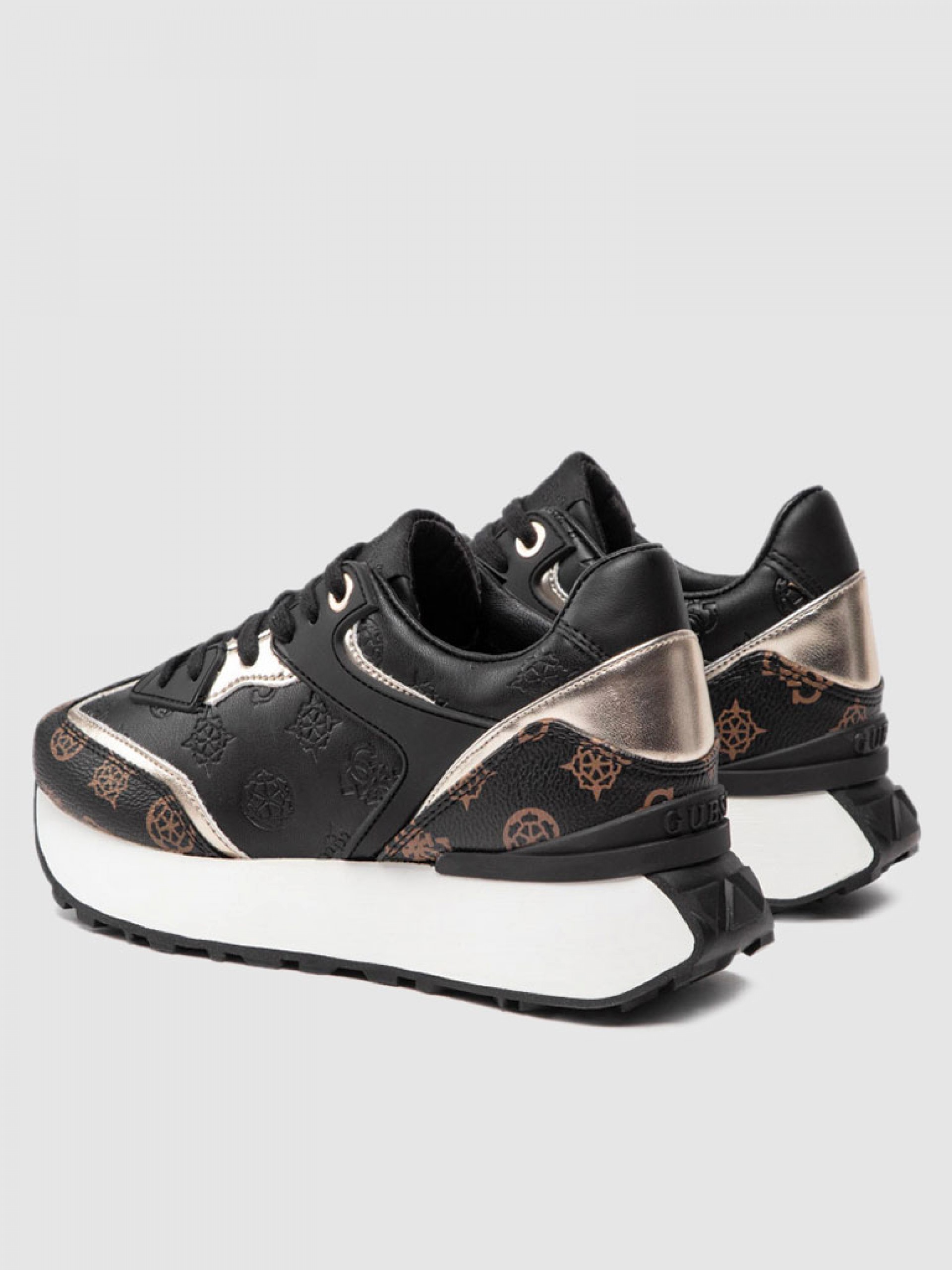 Tenis Mujer Guess