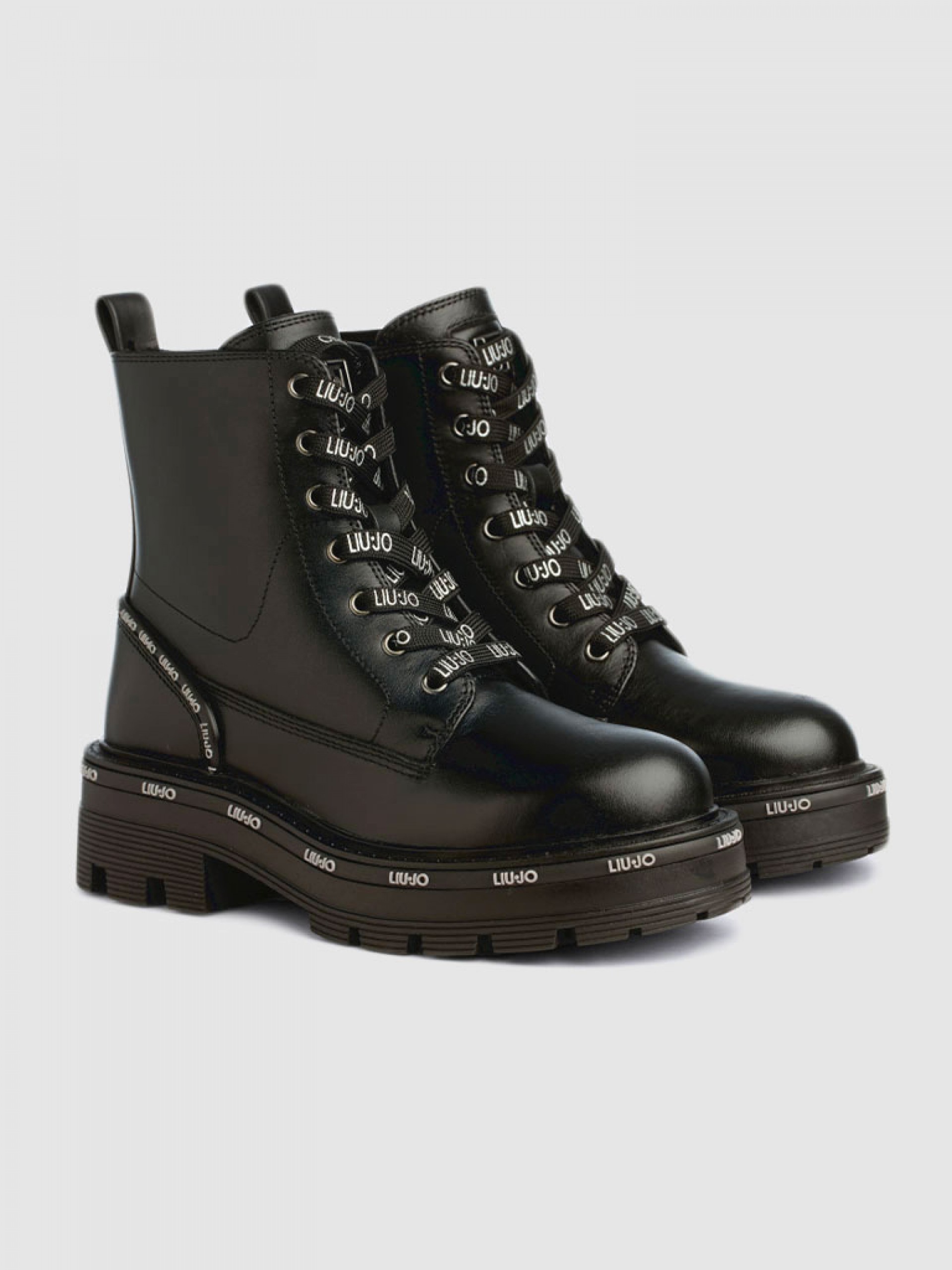 Boots Girl Liu Jo