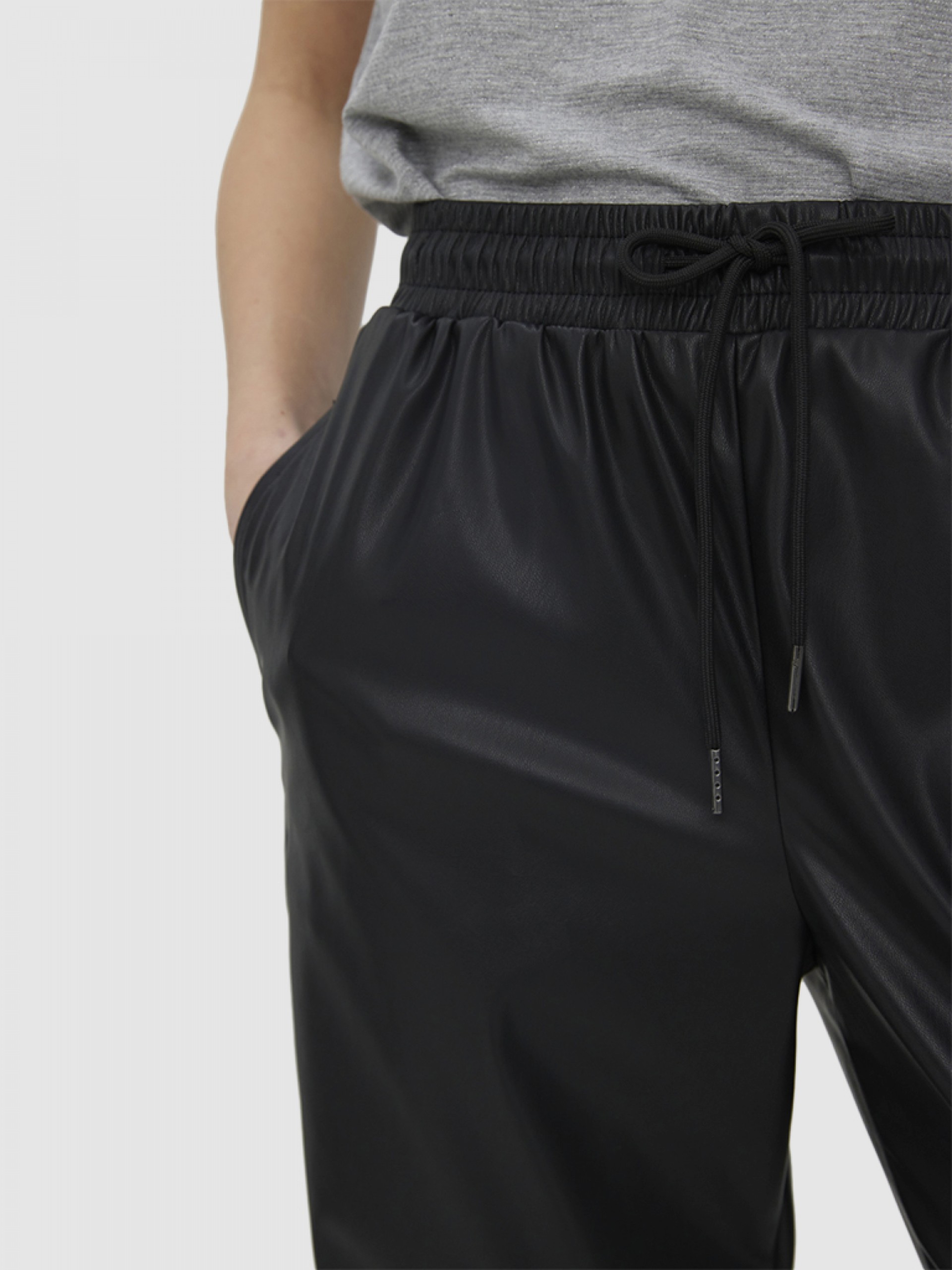 Pantalones Mujer Negro Vero Moda