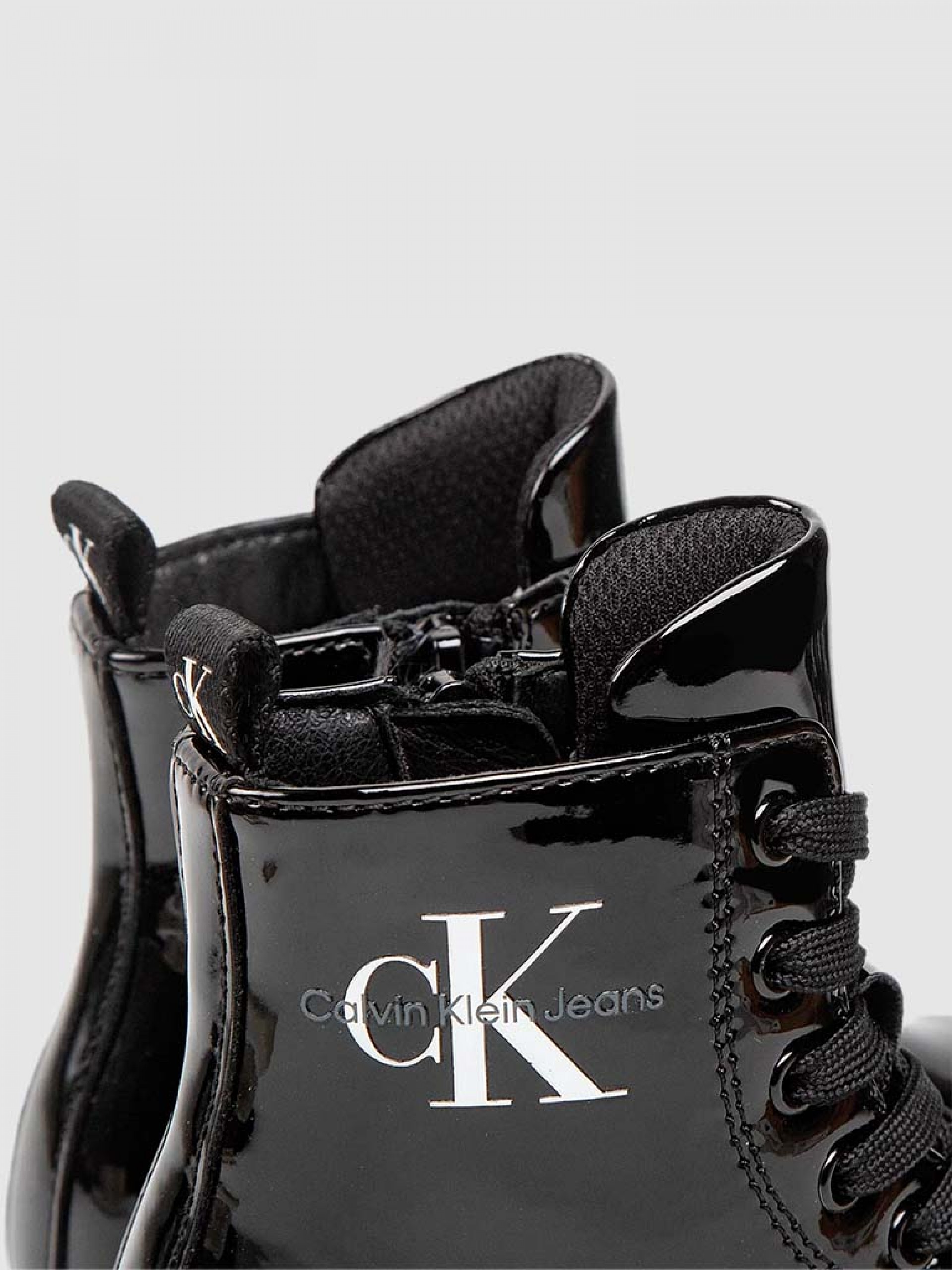 Boots Girl Calvin Klein