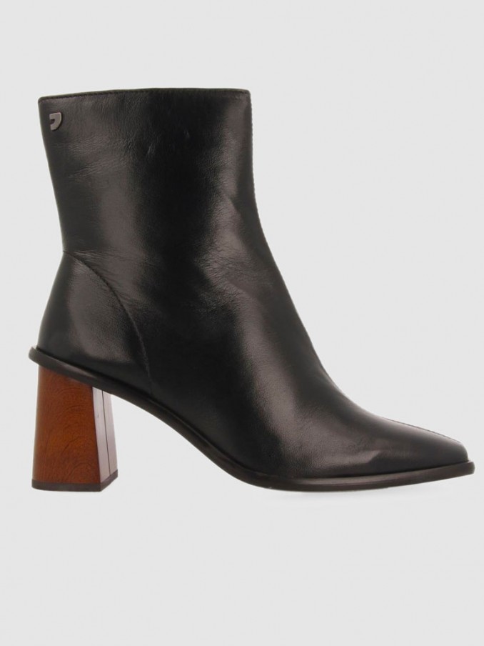 Boots Woman Black Gioseppo