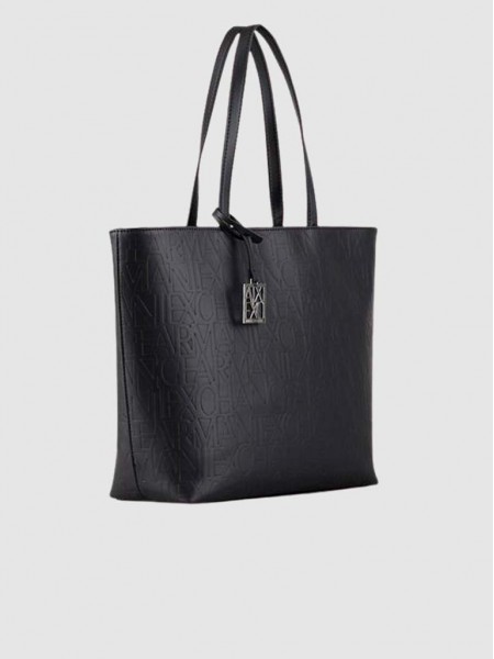 Shoppers Woman Armani Exchange