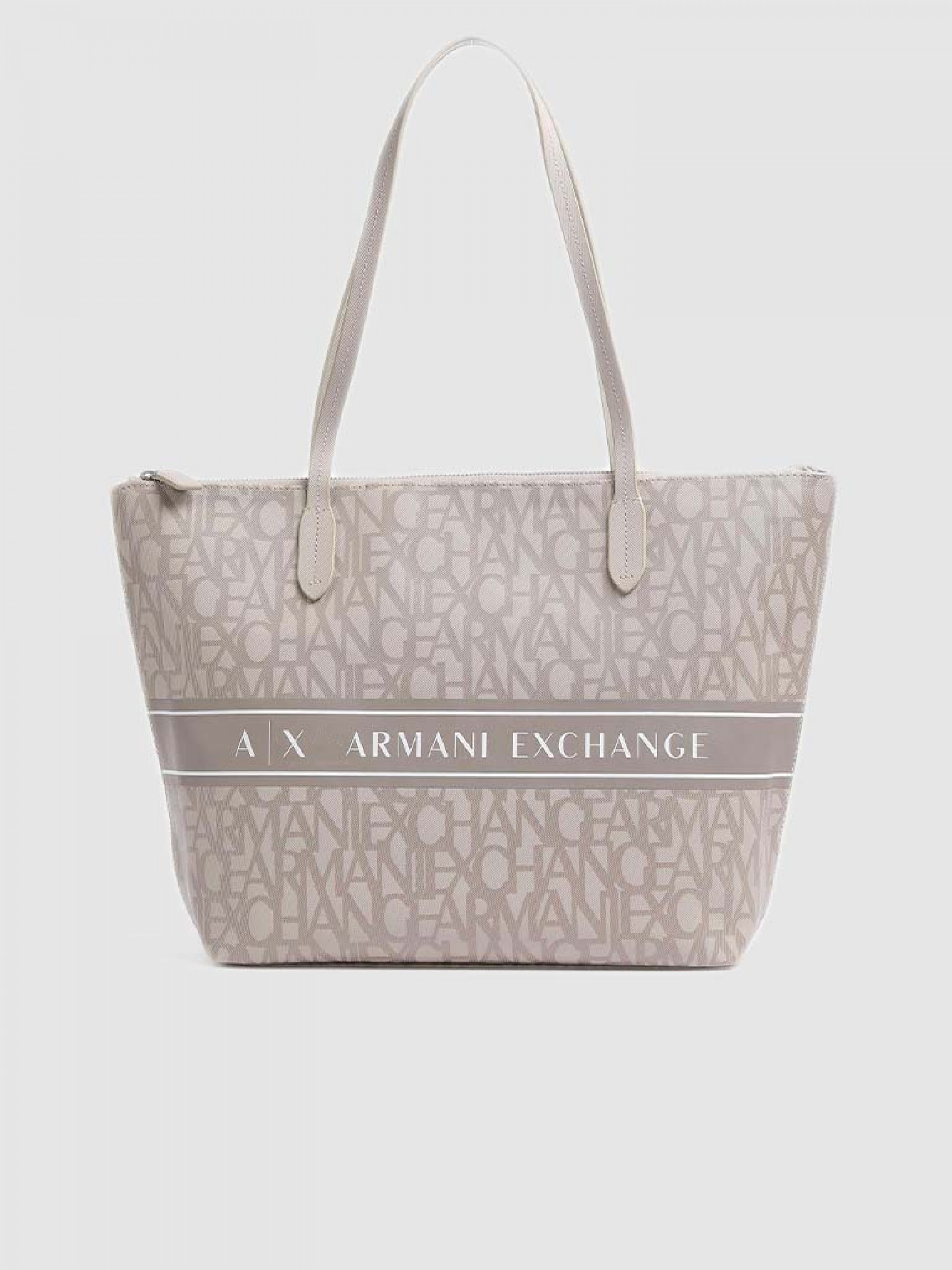 Shoppers Woman Armani Exchange