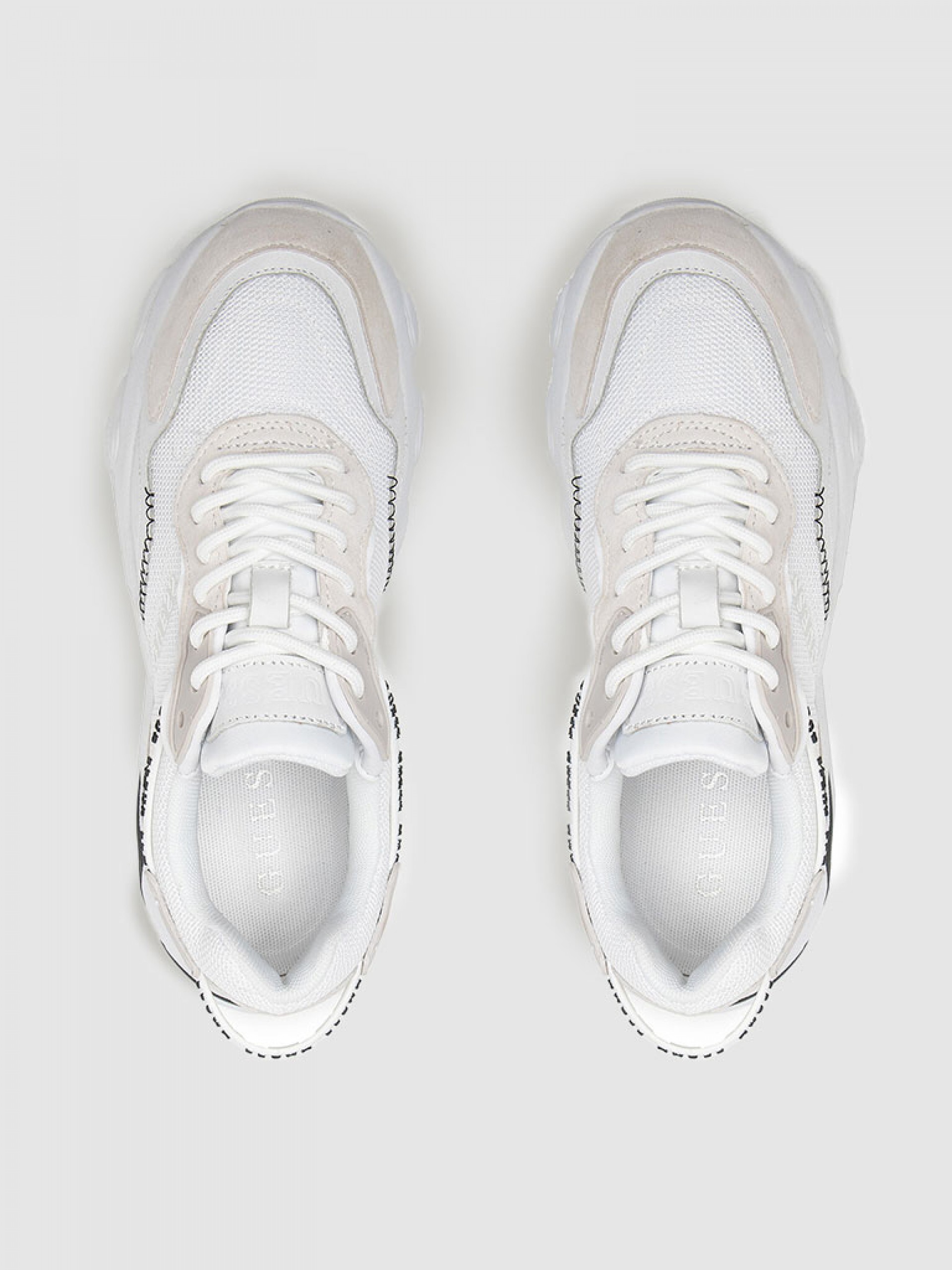 Sneakers Woman Guess
