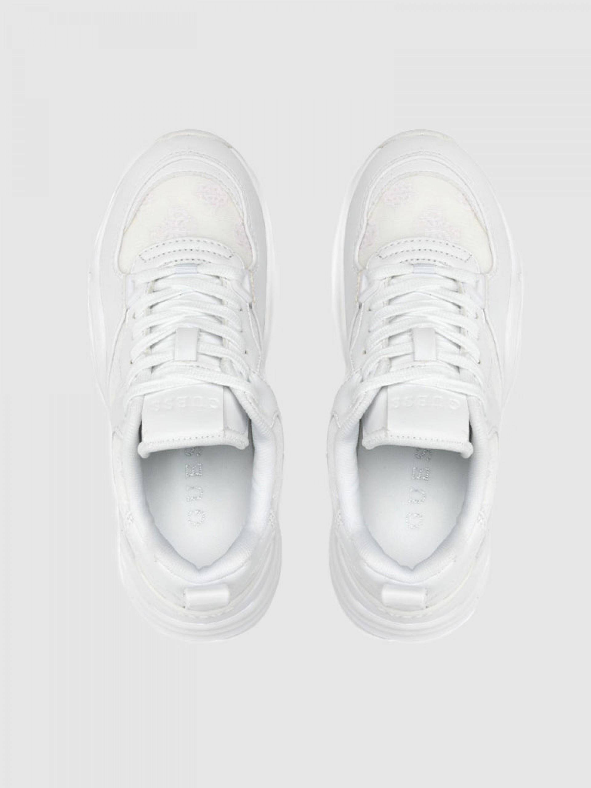 Tenis Mujer Guess