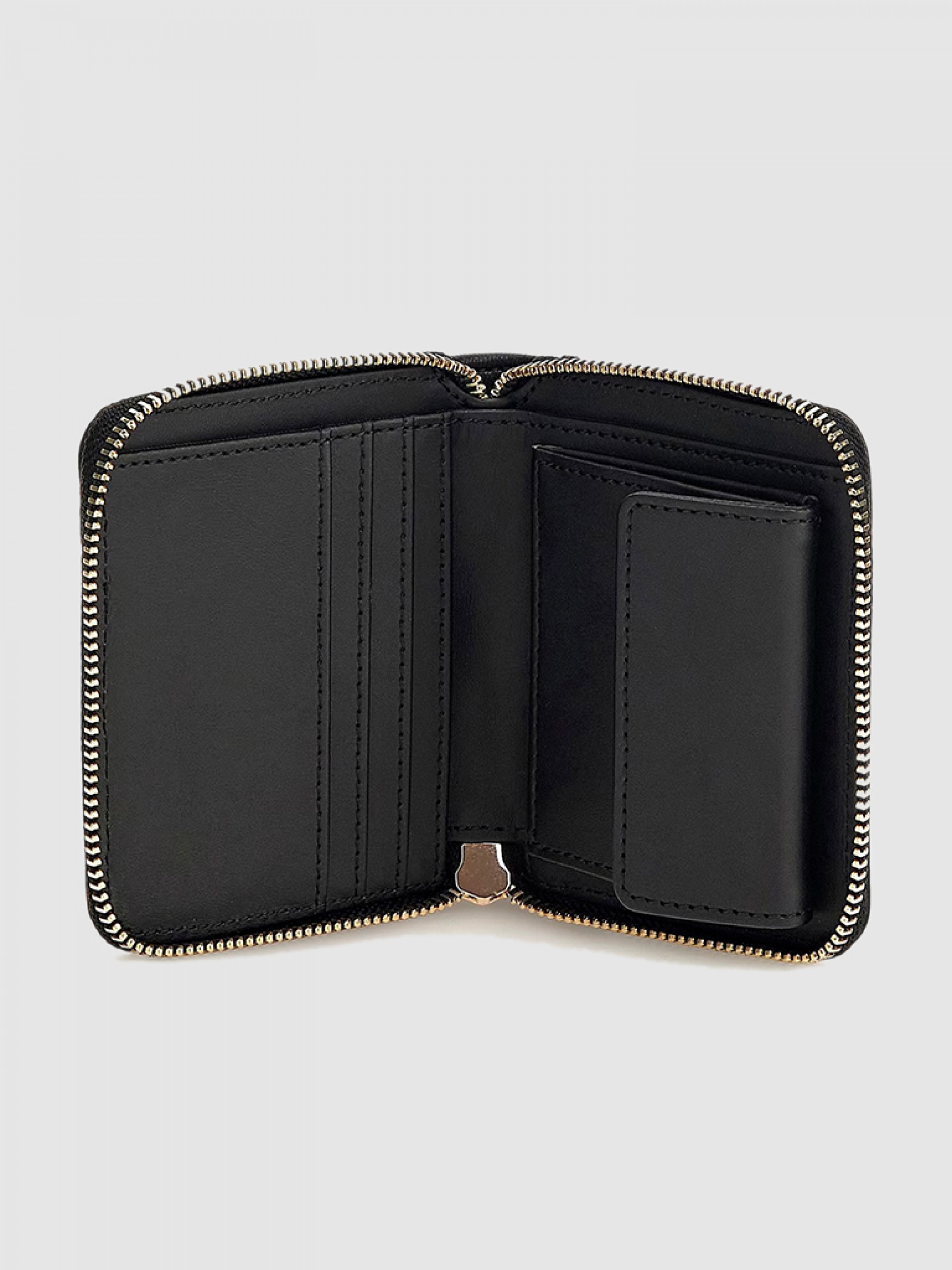 Wallet Woman Guess