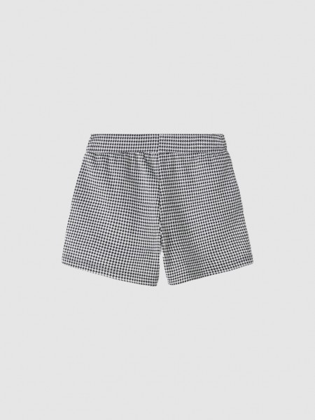 Shorts Girl Name It