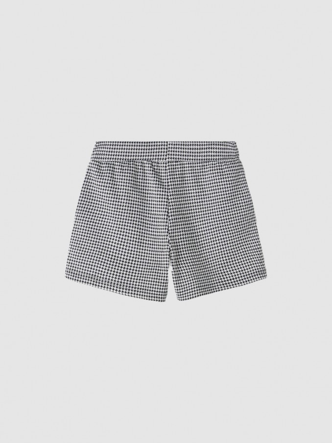 Shorts Girl Name It
