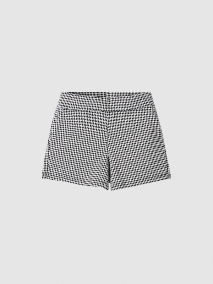 Shorts Girl Name It