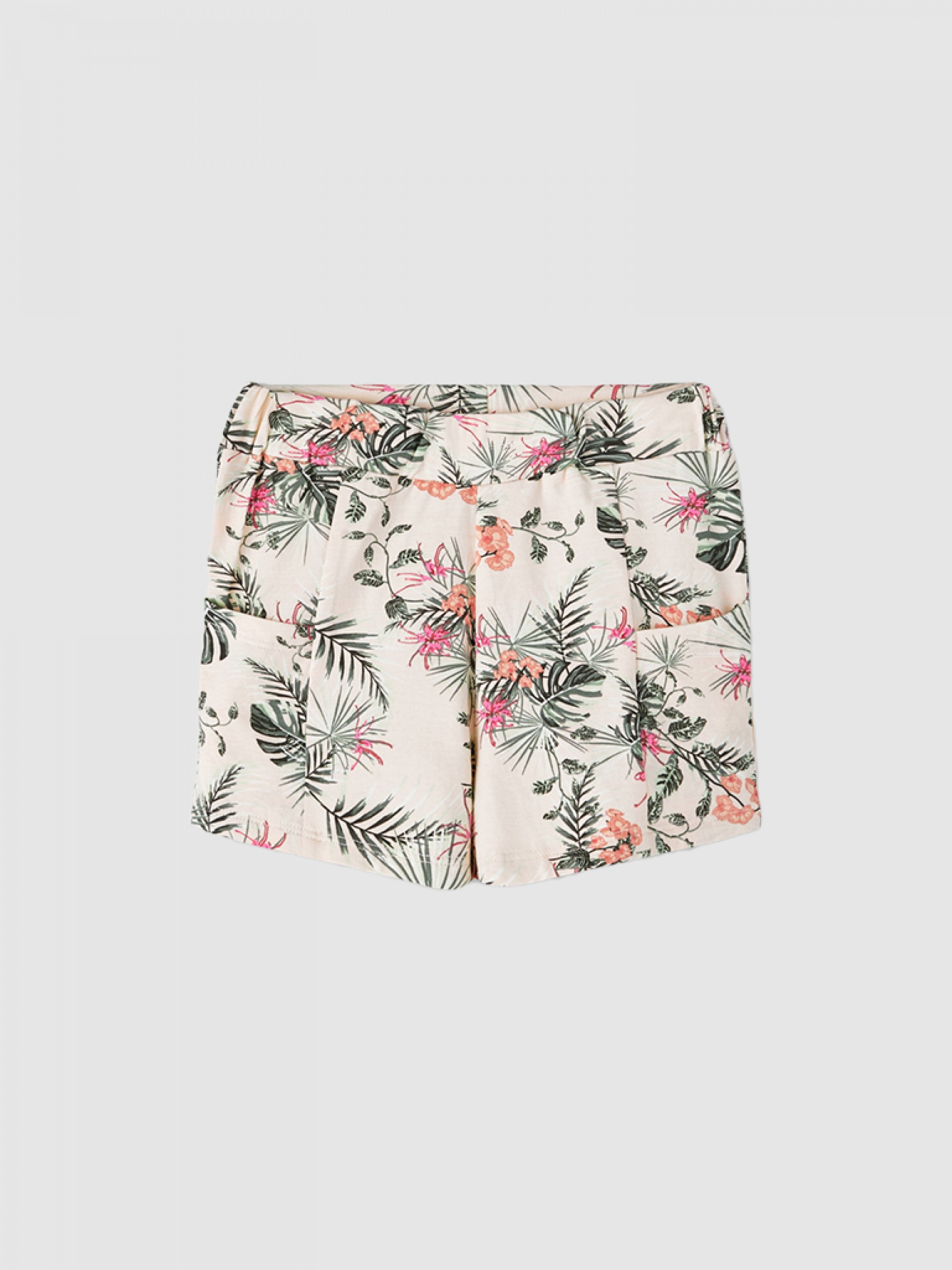Shorts Girl Name It