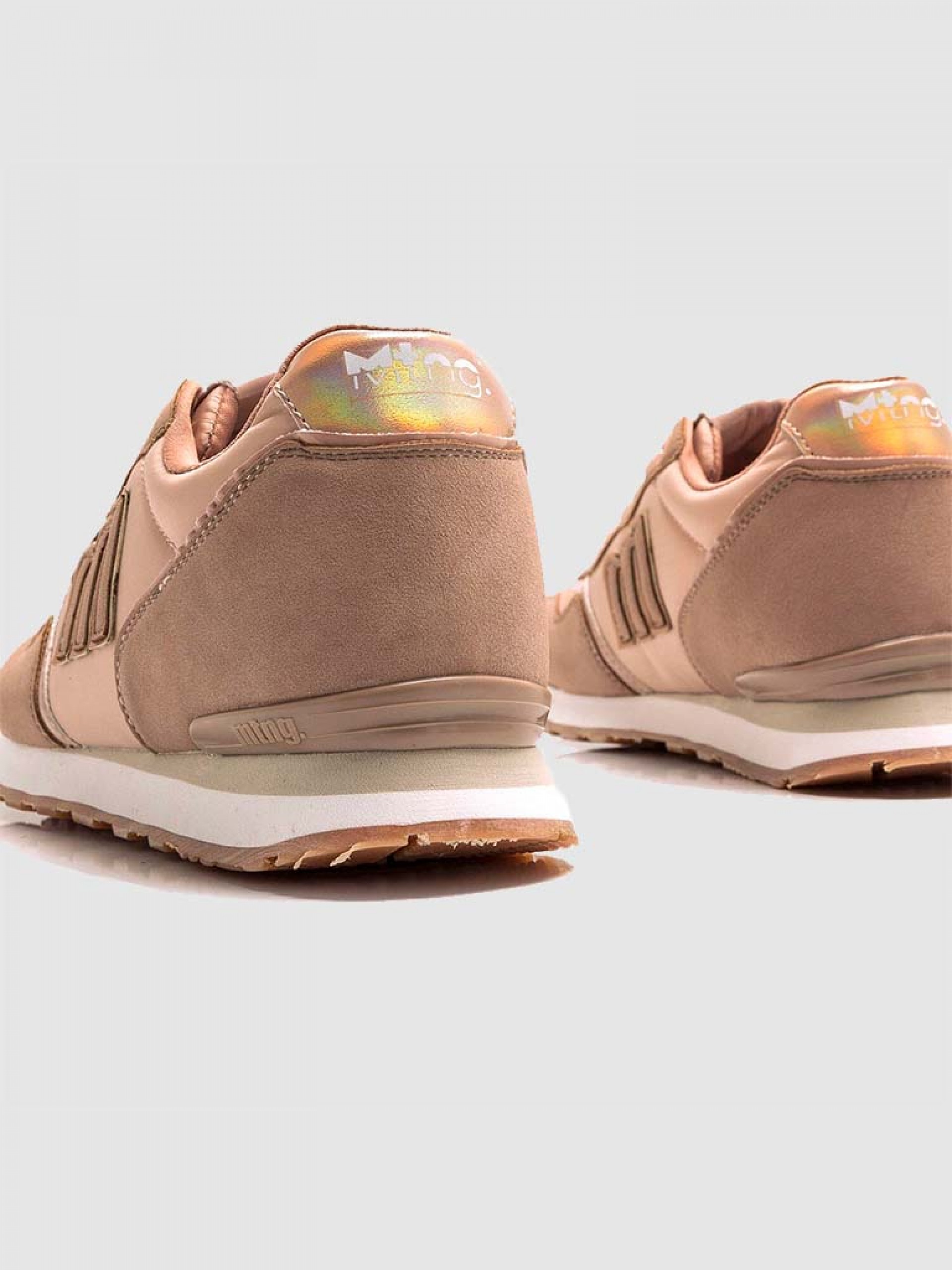 Sneakers Woman Mtng