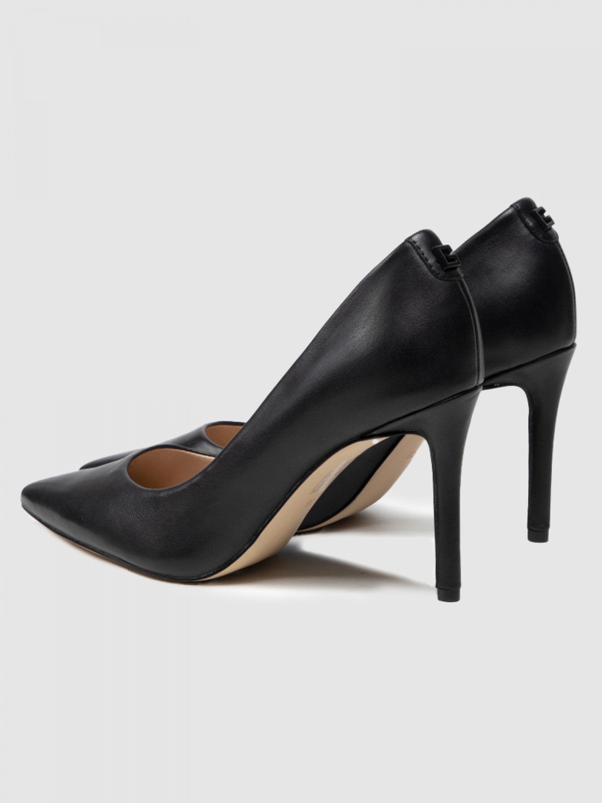 Shoes Woman Guess