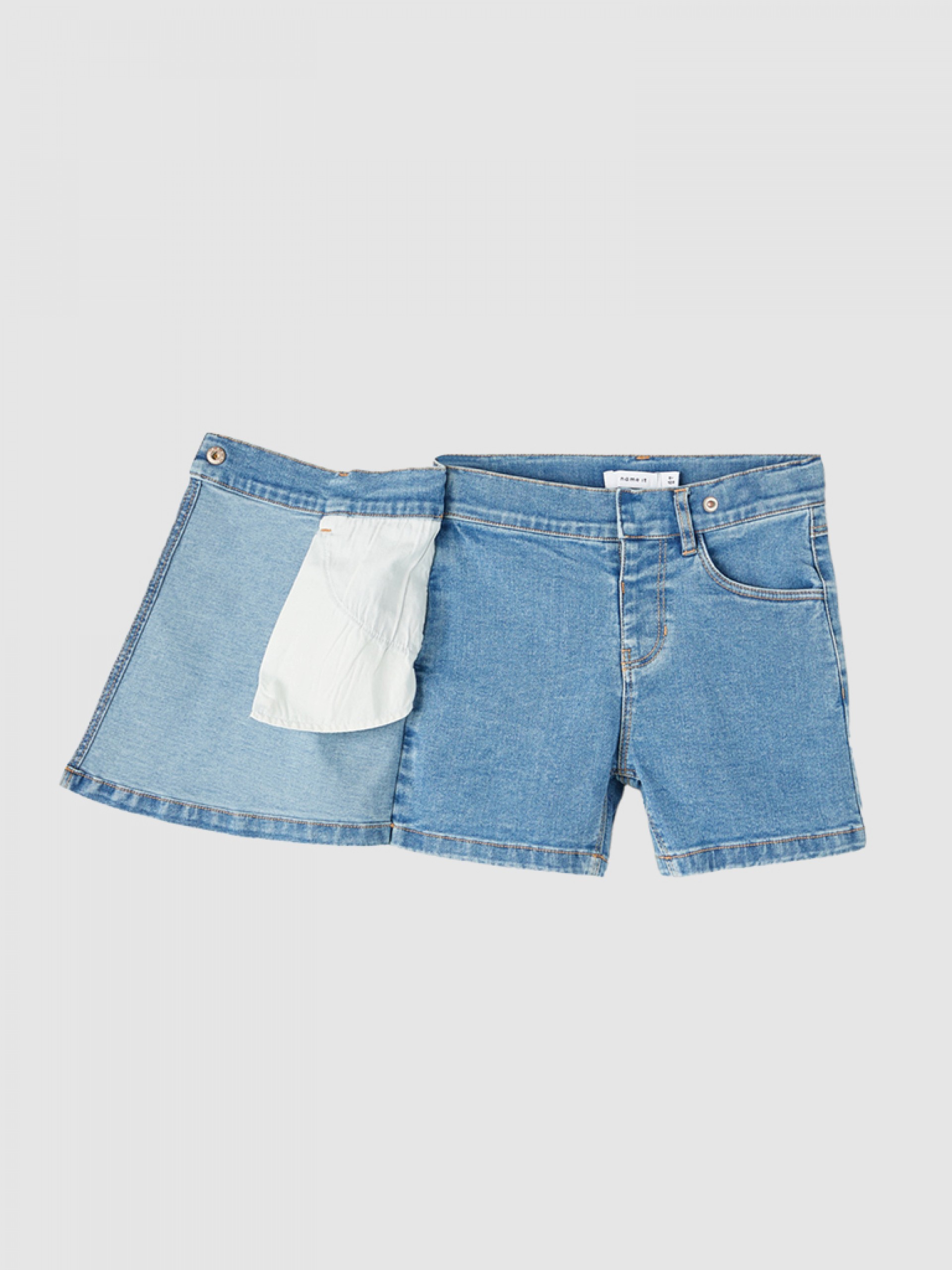Shorts Girl Name It