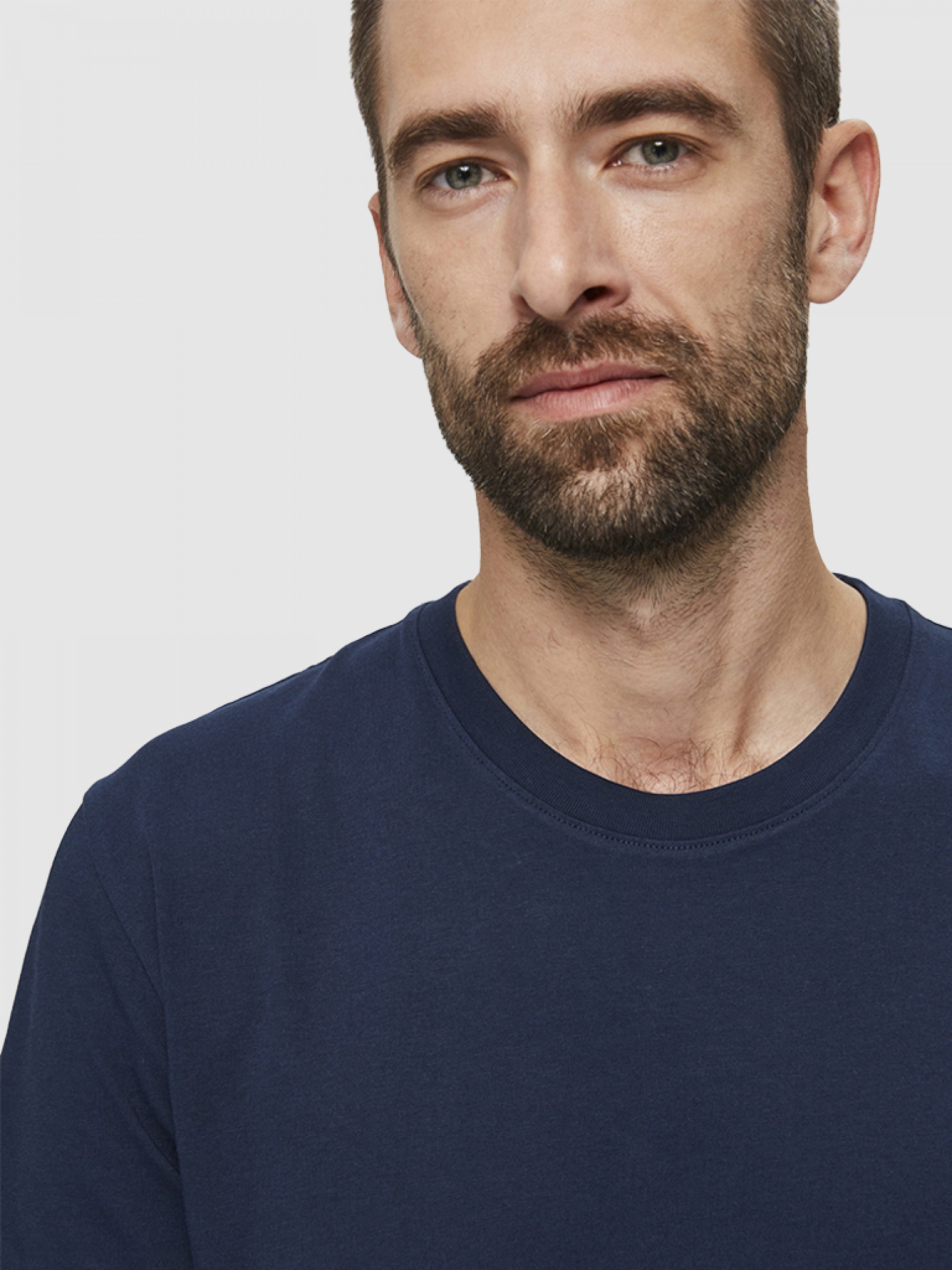 T-Shirt Man Selected
