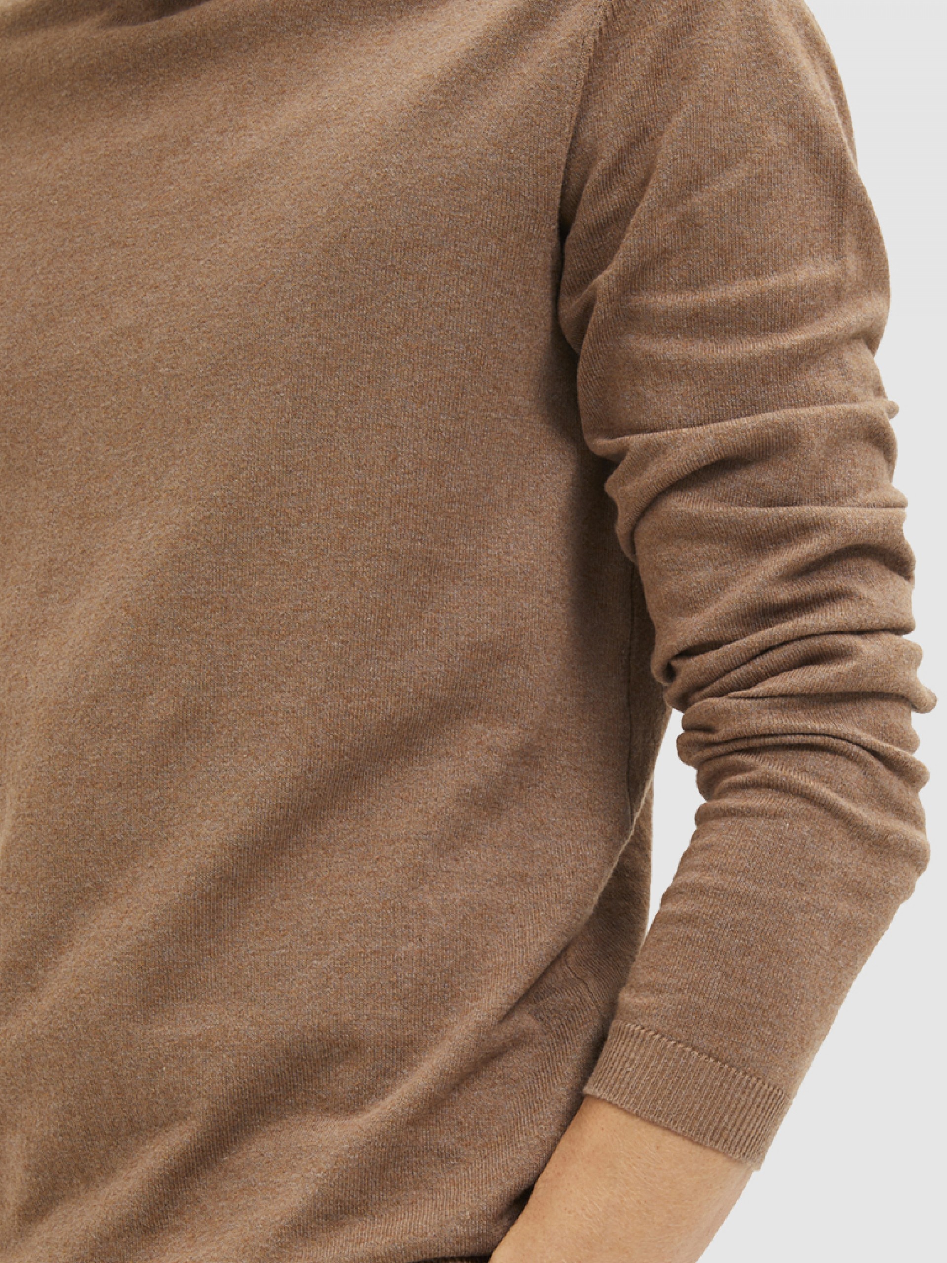 Pullover Man Selected