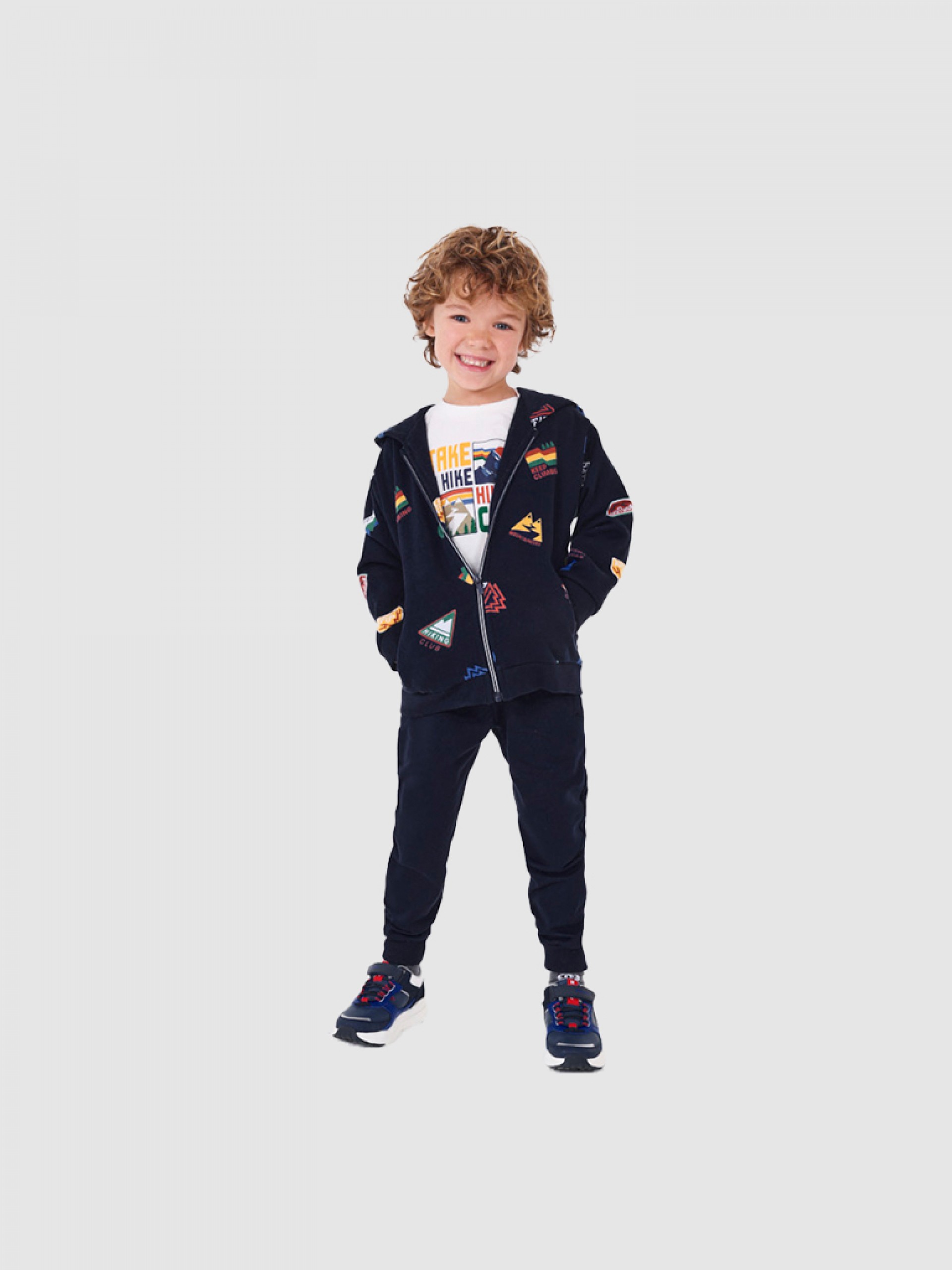 Sets Boy Mayoral