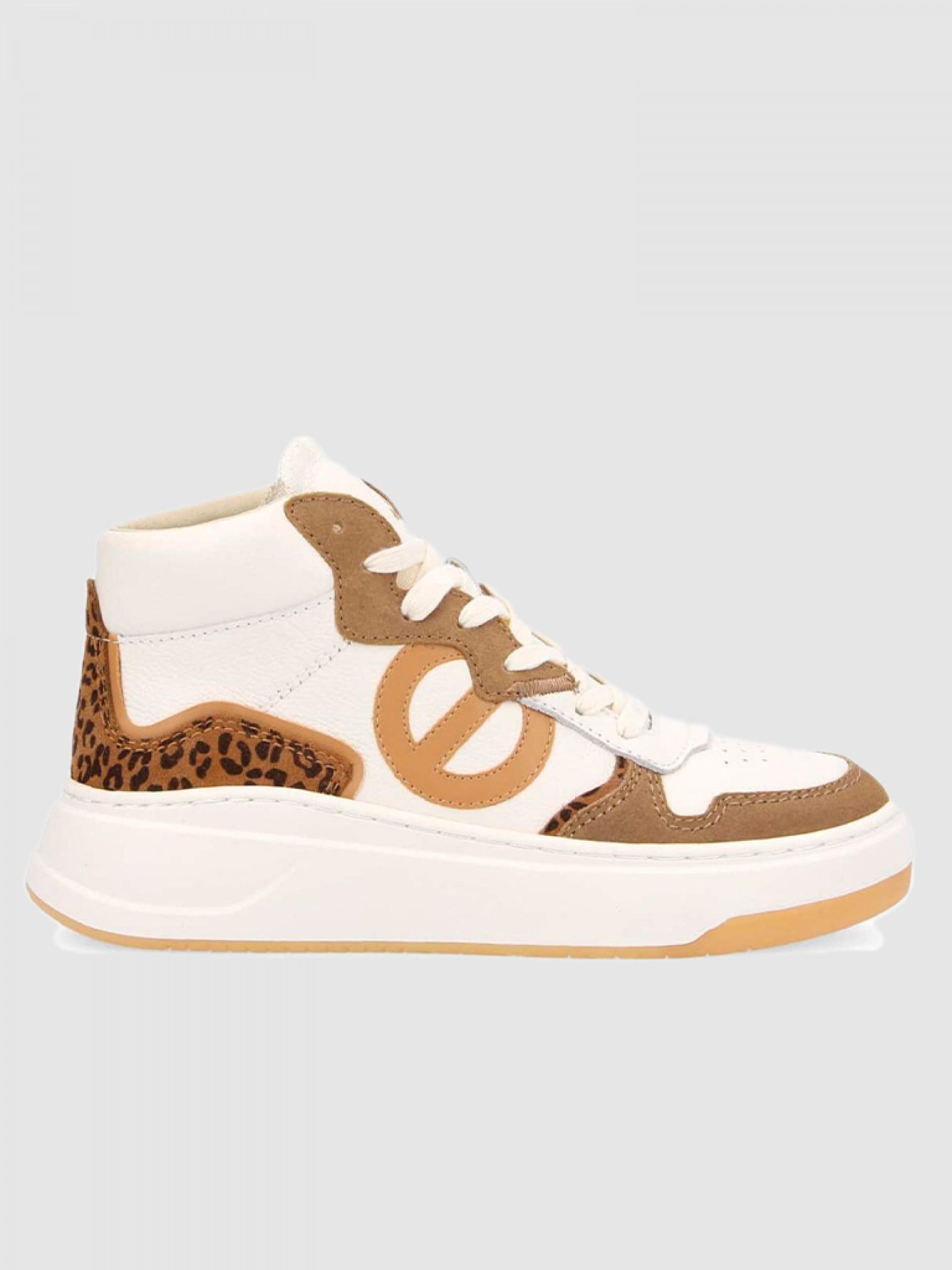 Sneakers Woman No Name