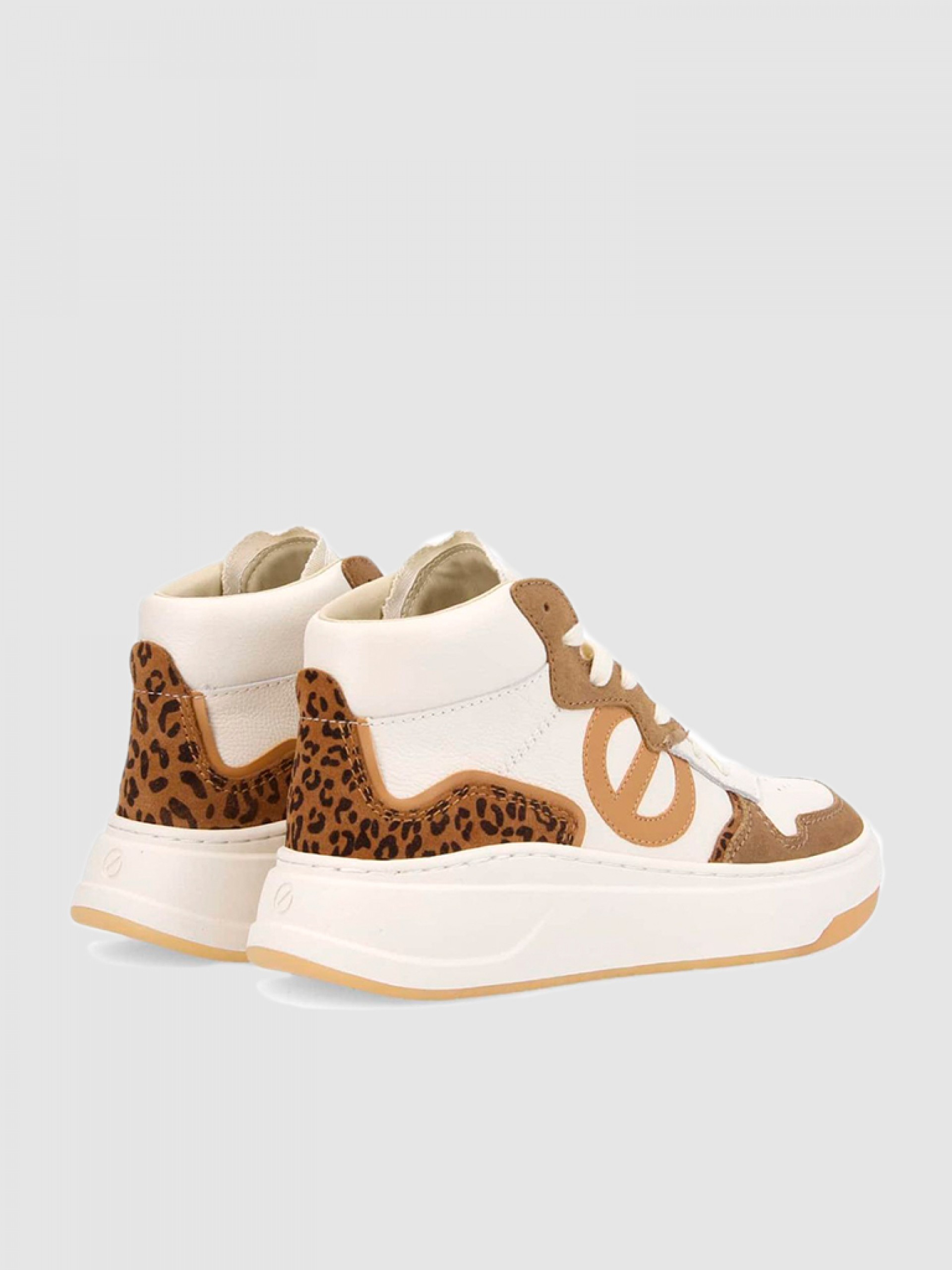 Sneakers Woman No Name